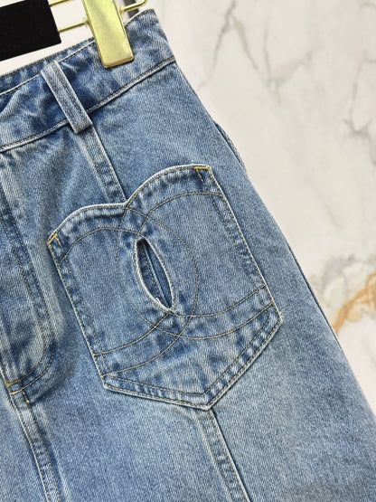26ss Pocket-decorated midi skirt
