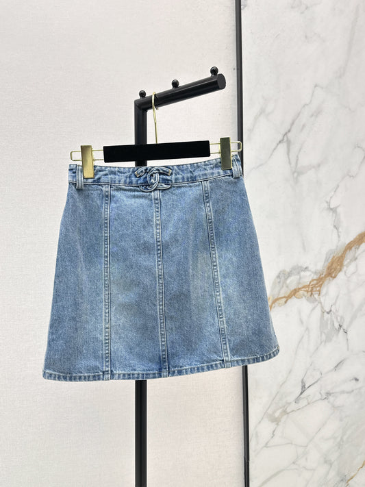 26ss Pocket-decorated midi skirt