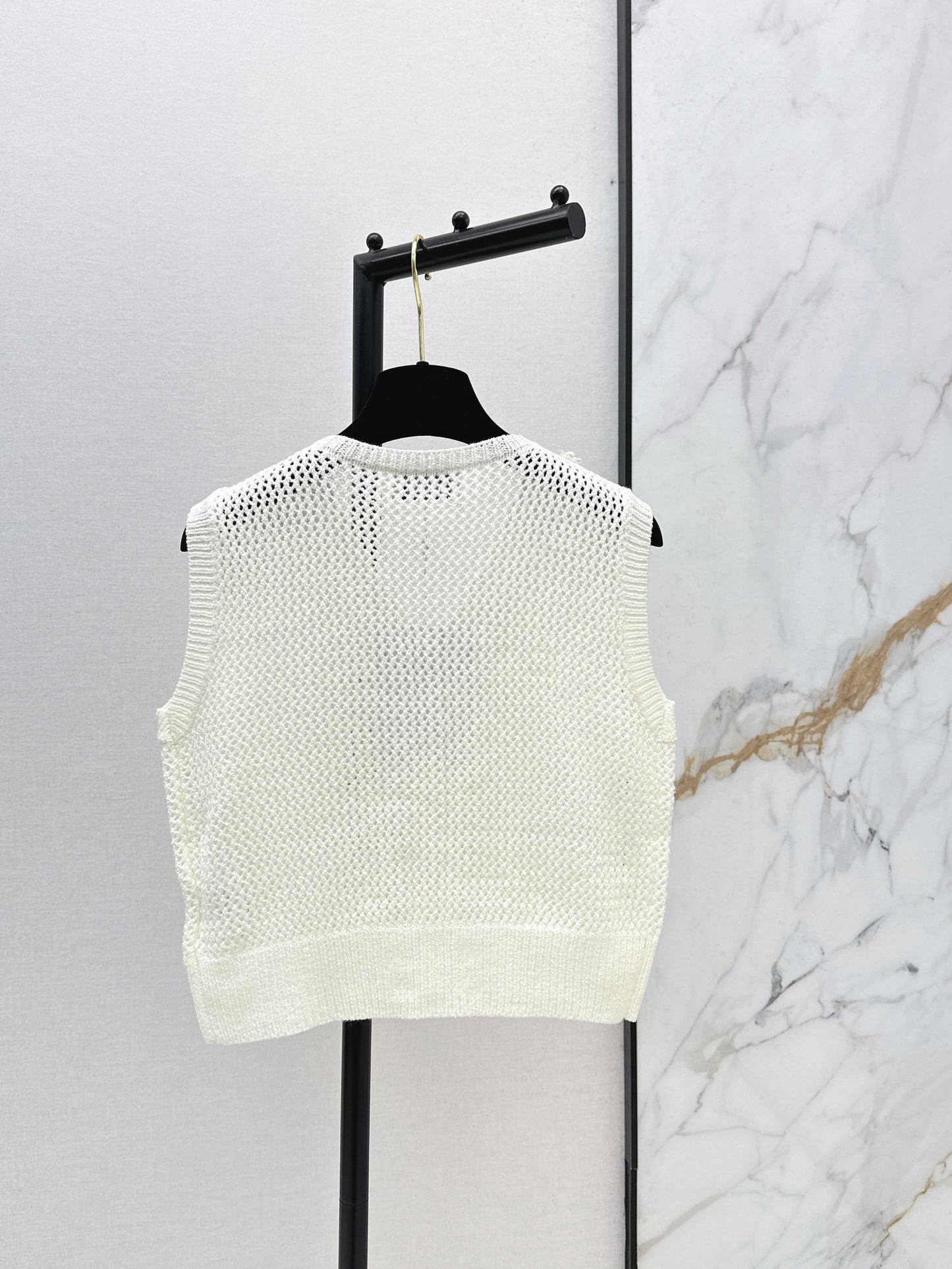 26ss Rhinestone-studded V-neck knit vest