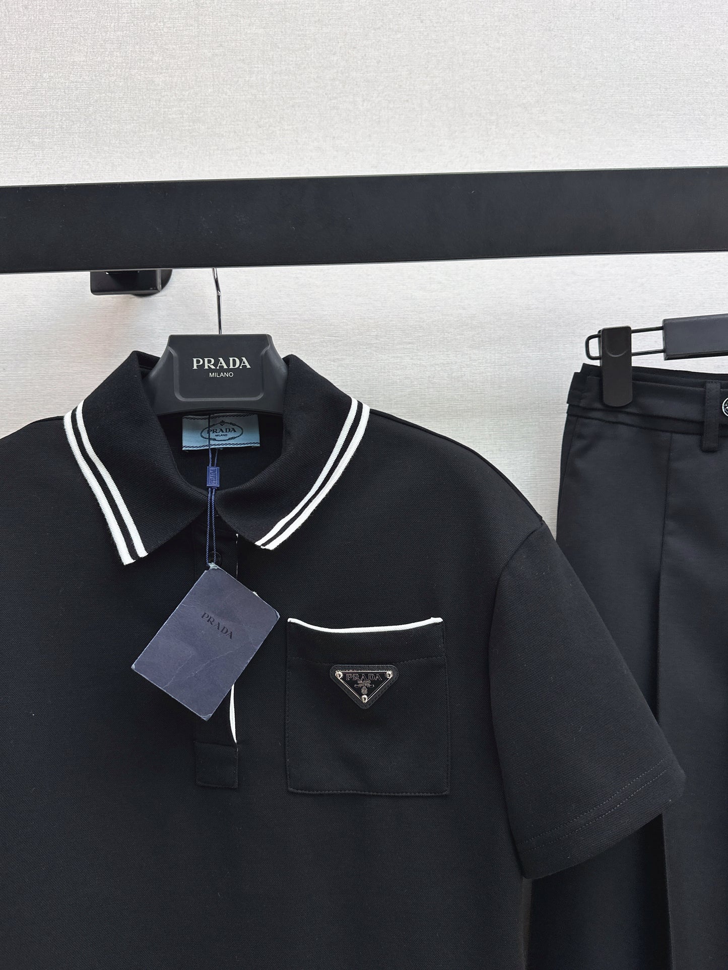 26ss Youthful polo shirt + pleated skirt