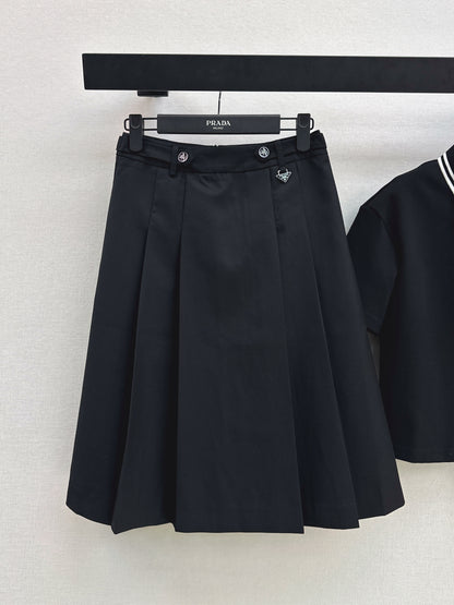 26ss Youthful polo shirt + pleated skirt