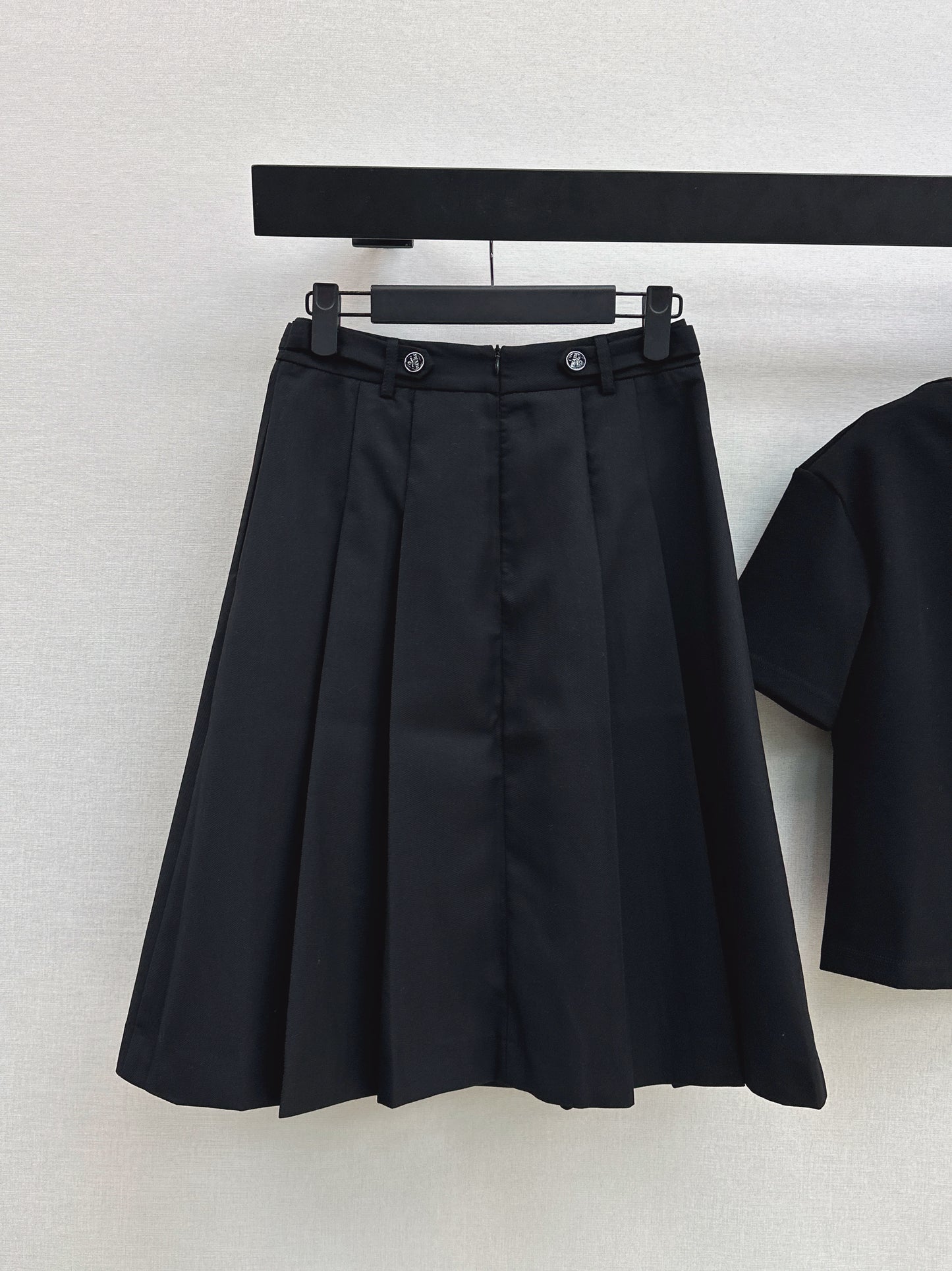 26ss Youthful polo shirt + pleated skirt
