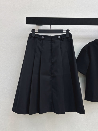 26ss Youthful polo shirt + pleated skirt