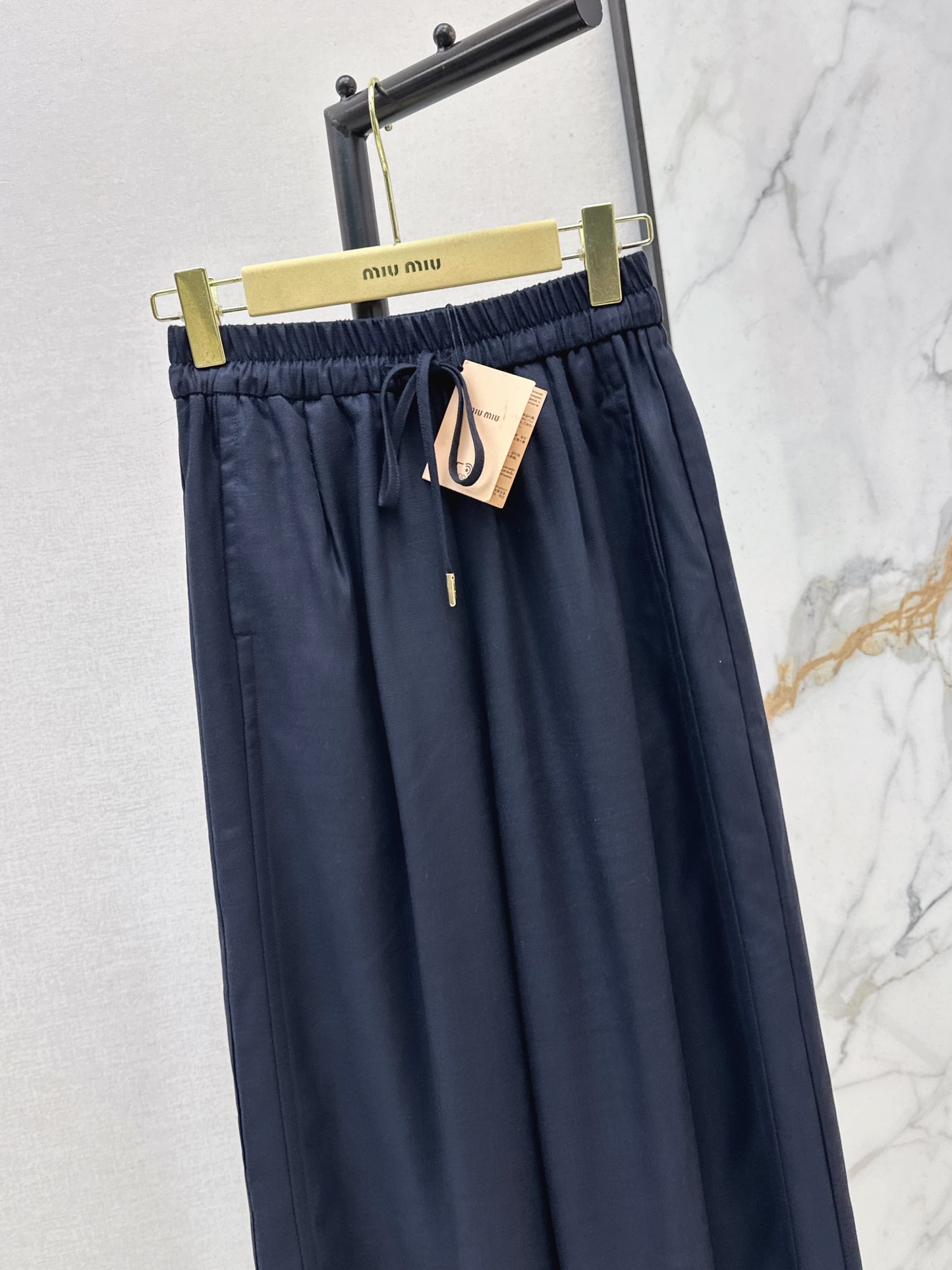 26ss Wide-leg trousers