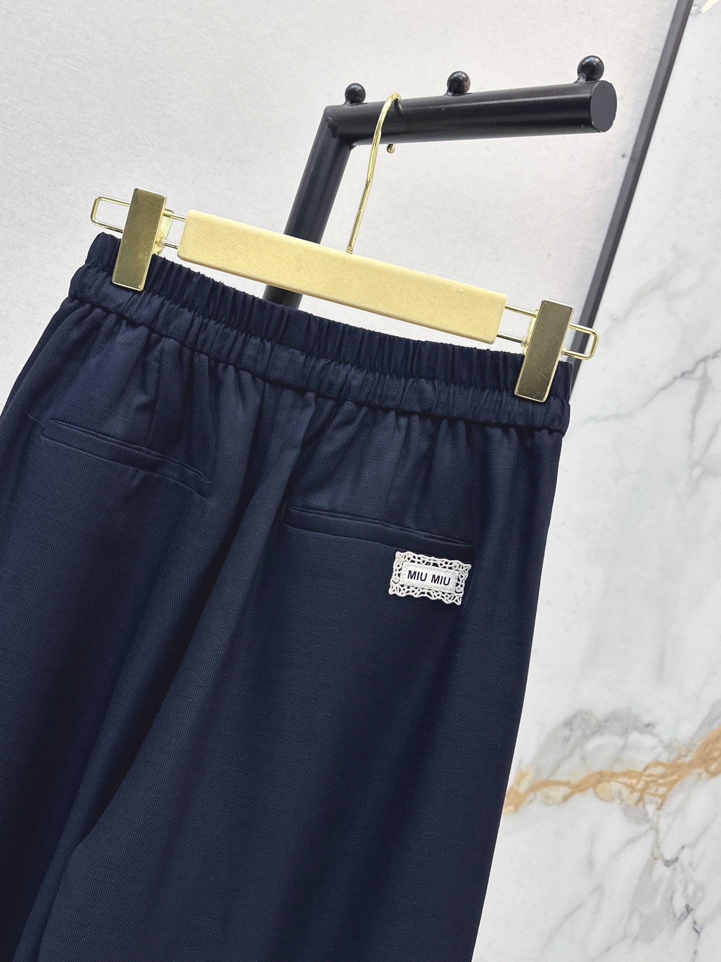 26ss Wide-leg trousers