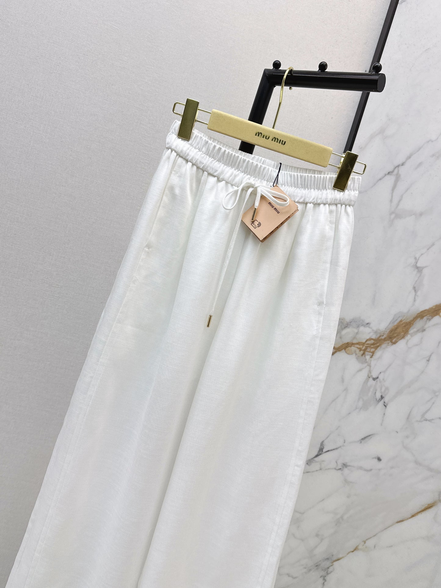 26ss Wide-leg trousers