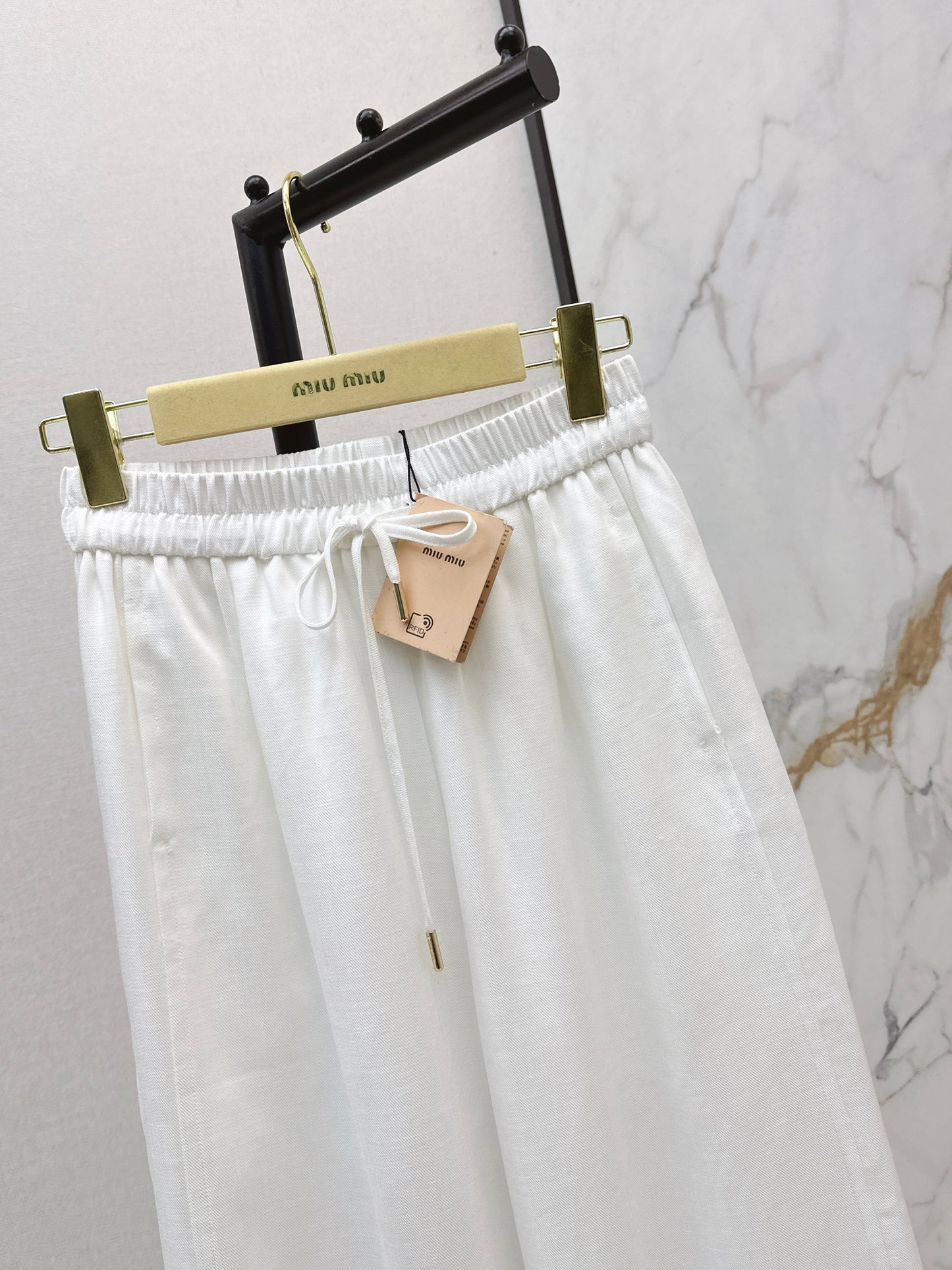 26ss Wide-leg trousers