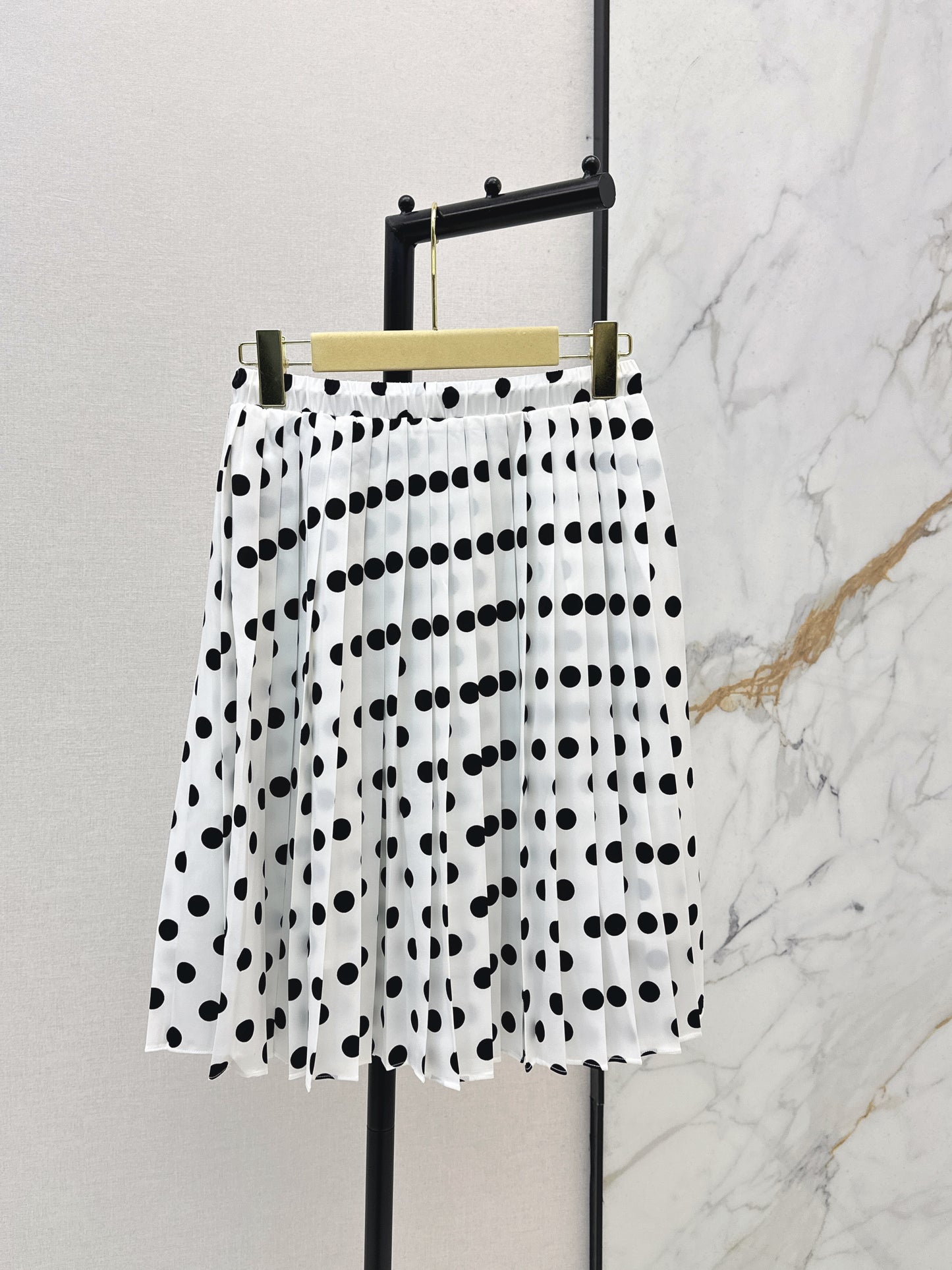 26ss Polka dot pleated midi skirt