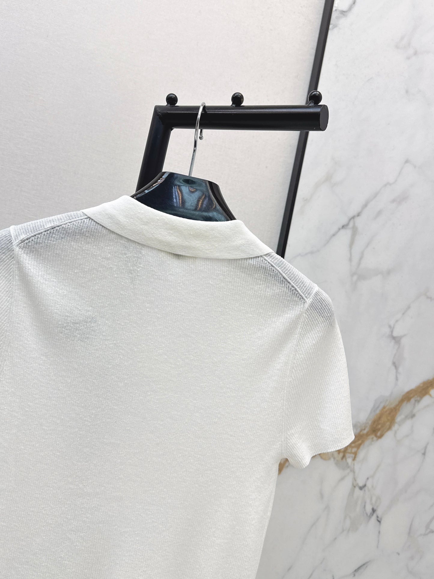 26ss Embroidered Collared Knit Sweater