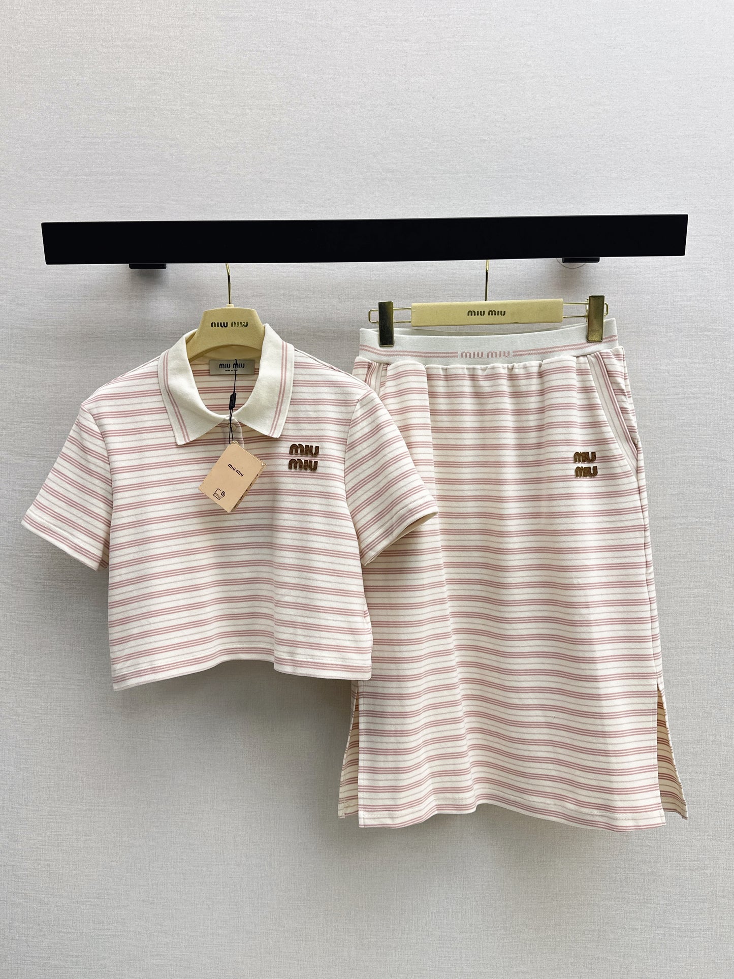 26ss Casual Striped Set
