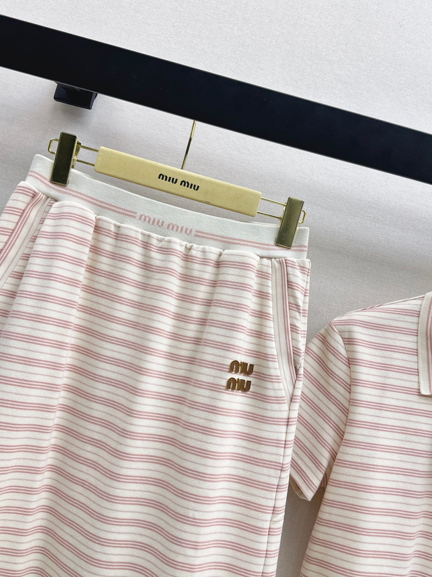 26ss Casual Striped Set