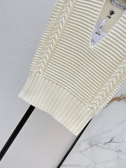 26ss Deep V-neck Knitted Vest