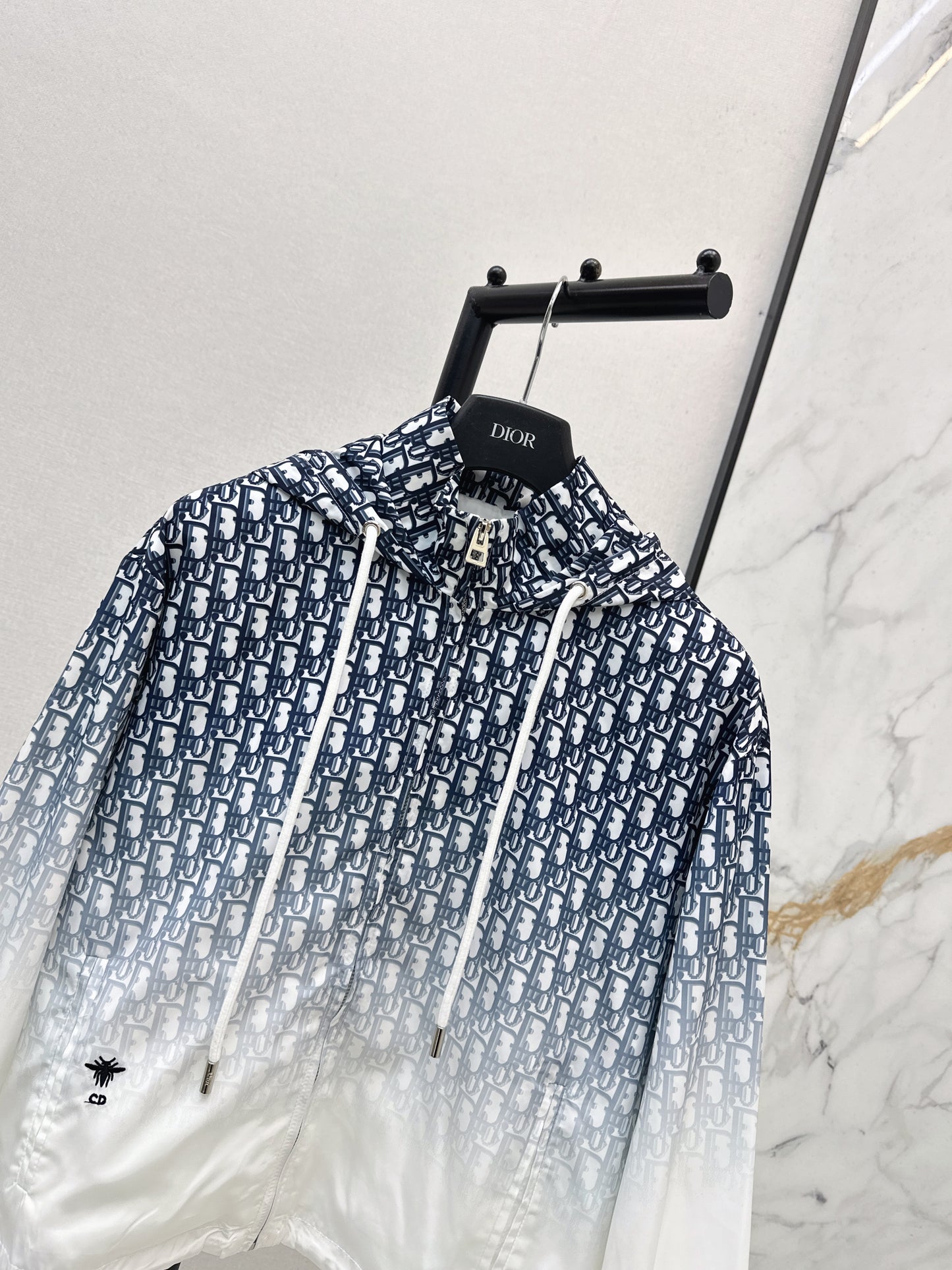 26ss Gradient logo hooded jacket