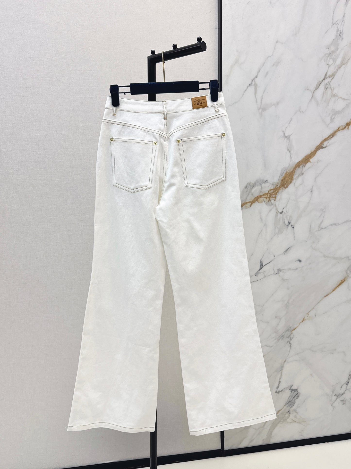 26ss Color-blocked minimalist straight-leg trousers
