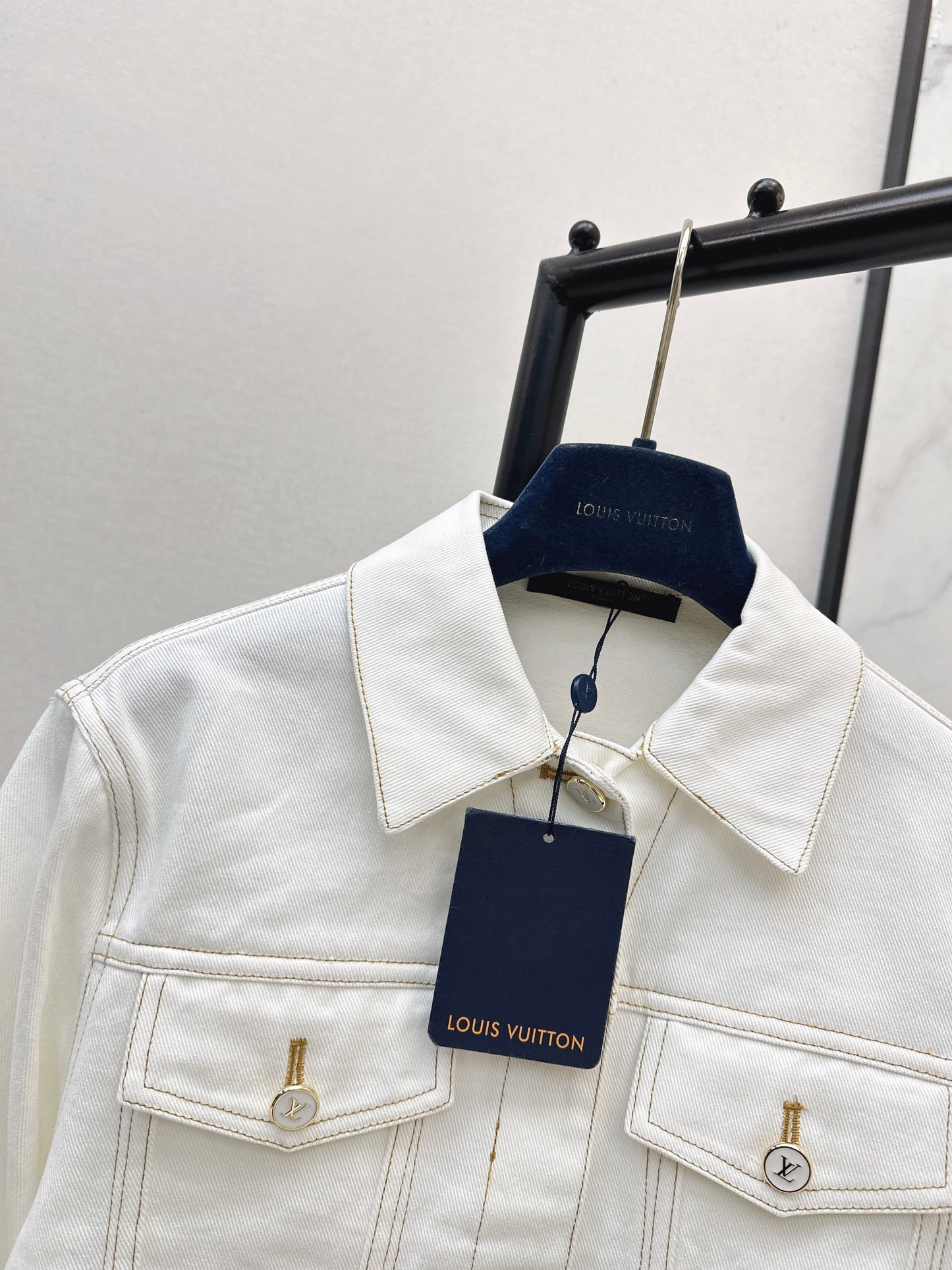 26ss Color-blocked minimalist lapel coat