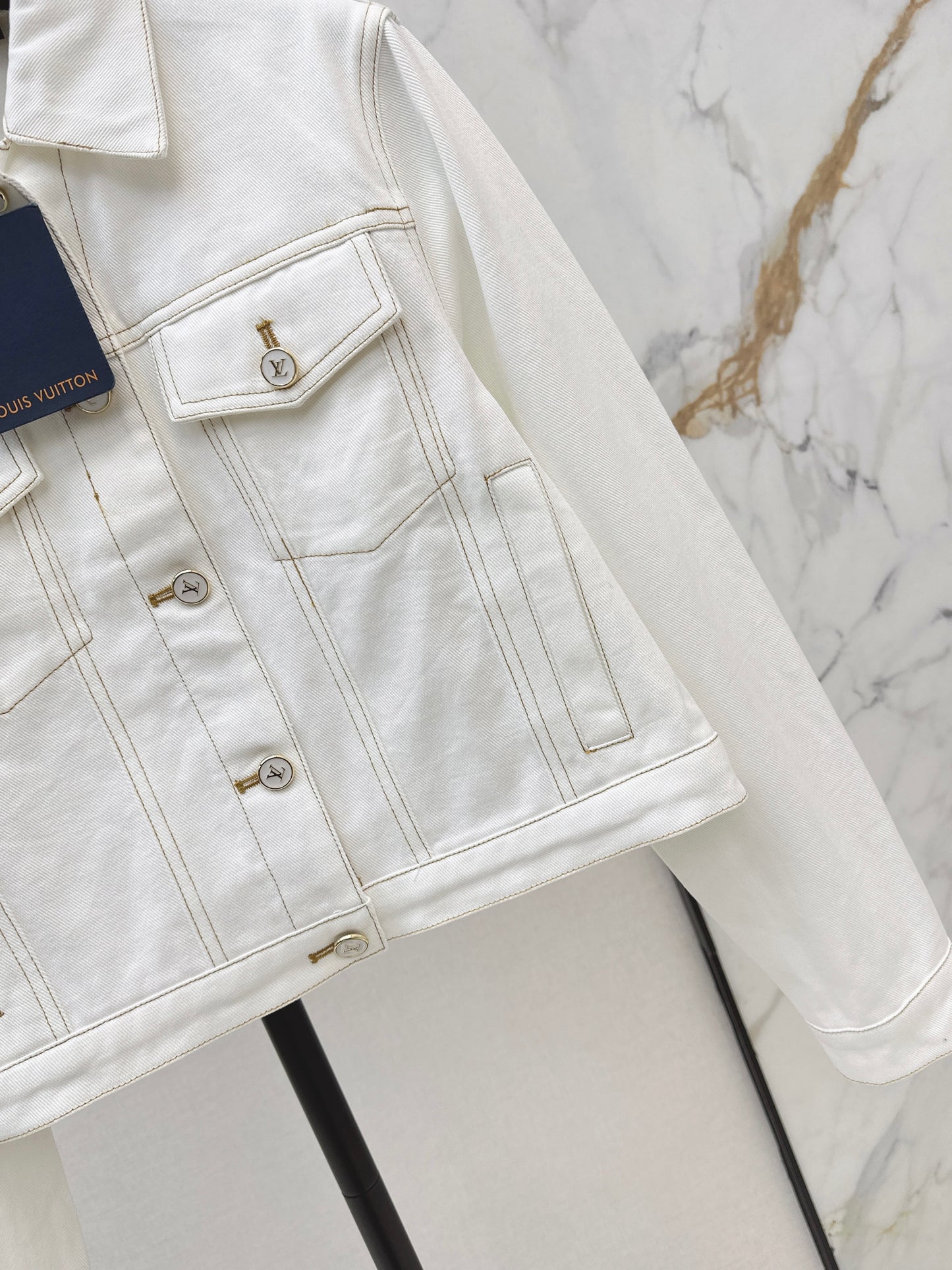26ss Color-blocked minimalist lapel coat