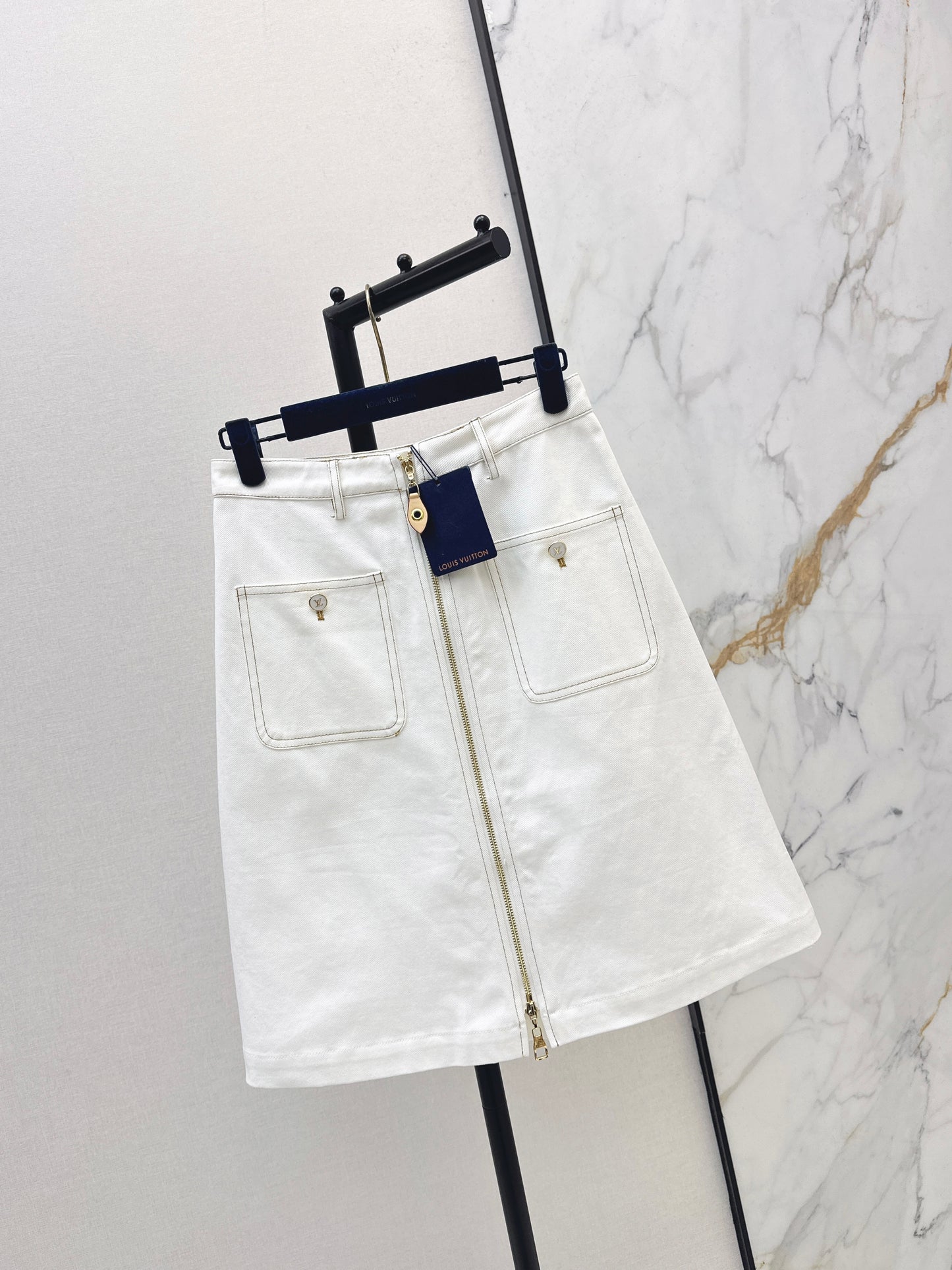 26ss Color-blocked minimalist midi skirt