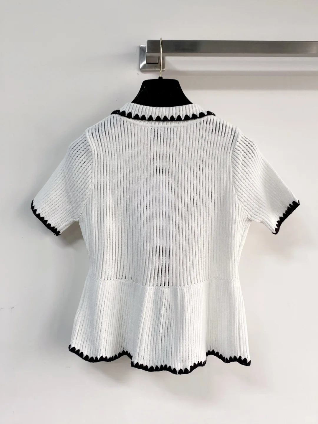 26ss Knitted Short-Sleeve Cardigan