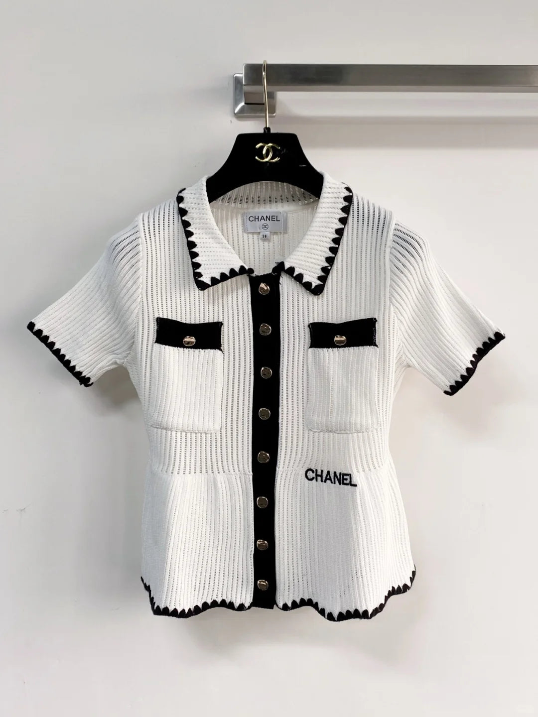 26ss Knitted Short-Sleeve Cardigan