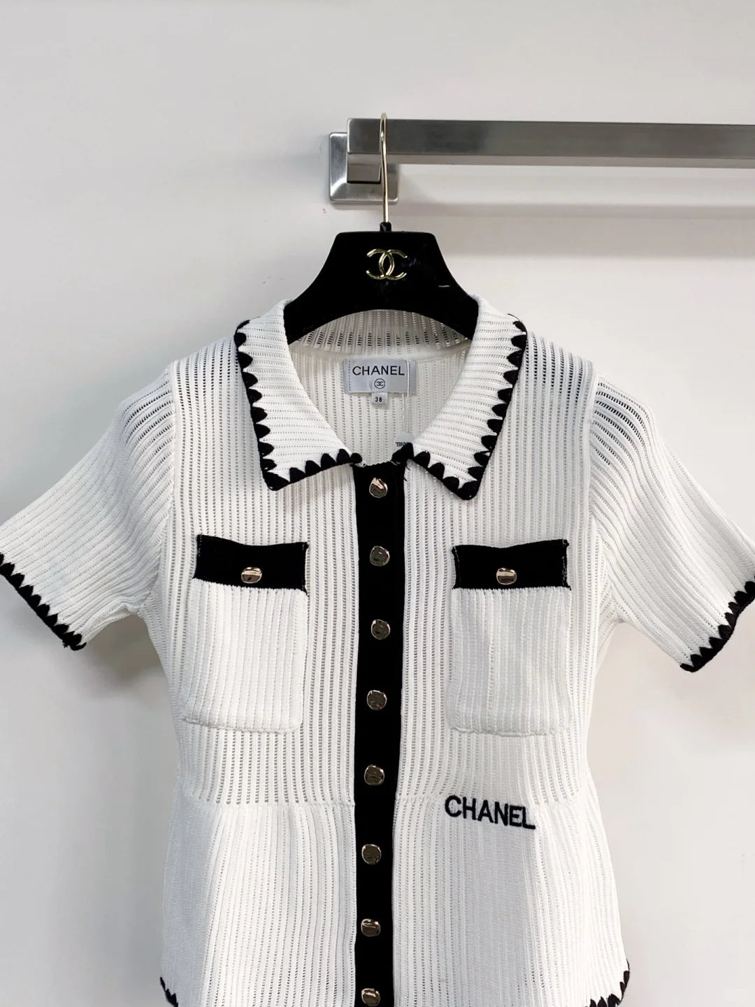 26ss Knitted Short-Sleeve Cardigan
