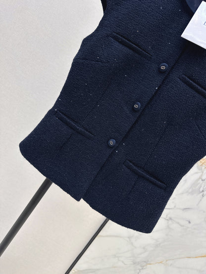 26ss Stand-up collar, fitted waist knitted top