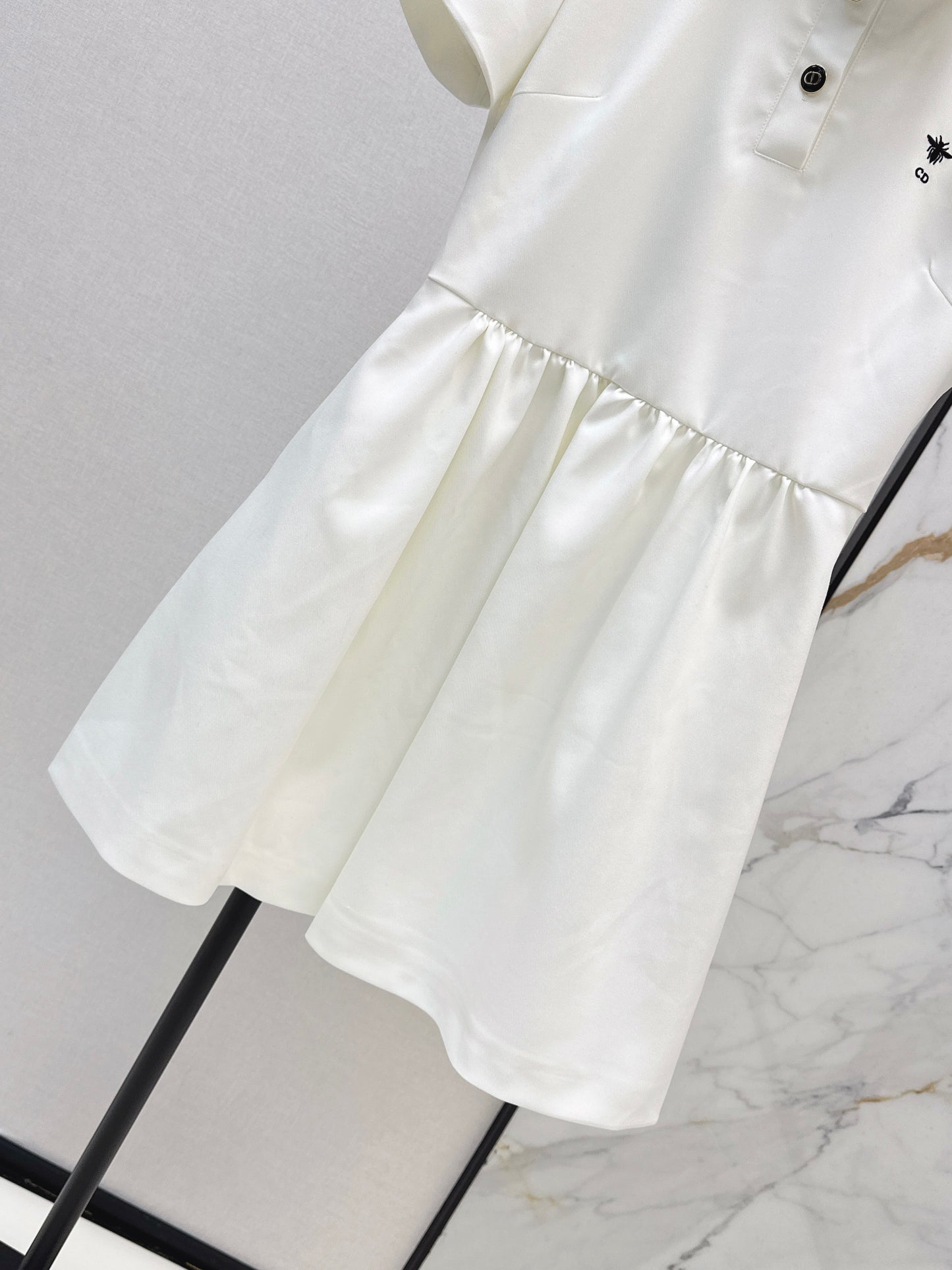 26ss Bee Embroidery Dress