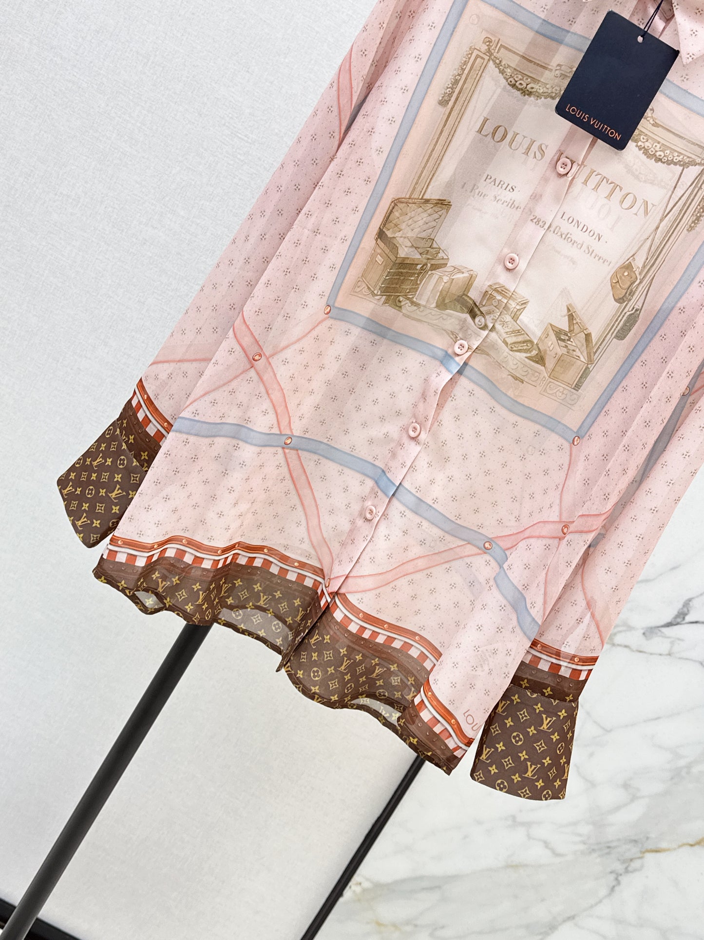 26ss Printed Sheer Shirt/Pleated Skirt