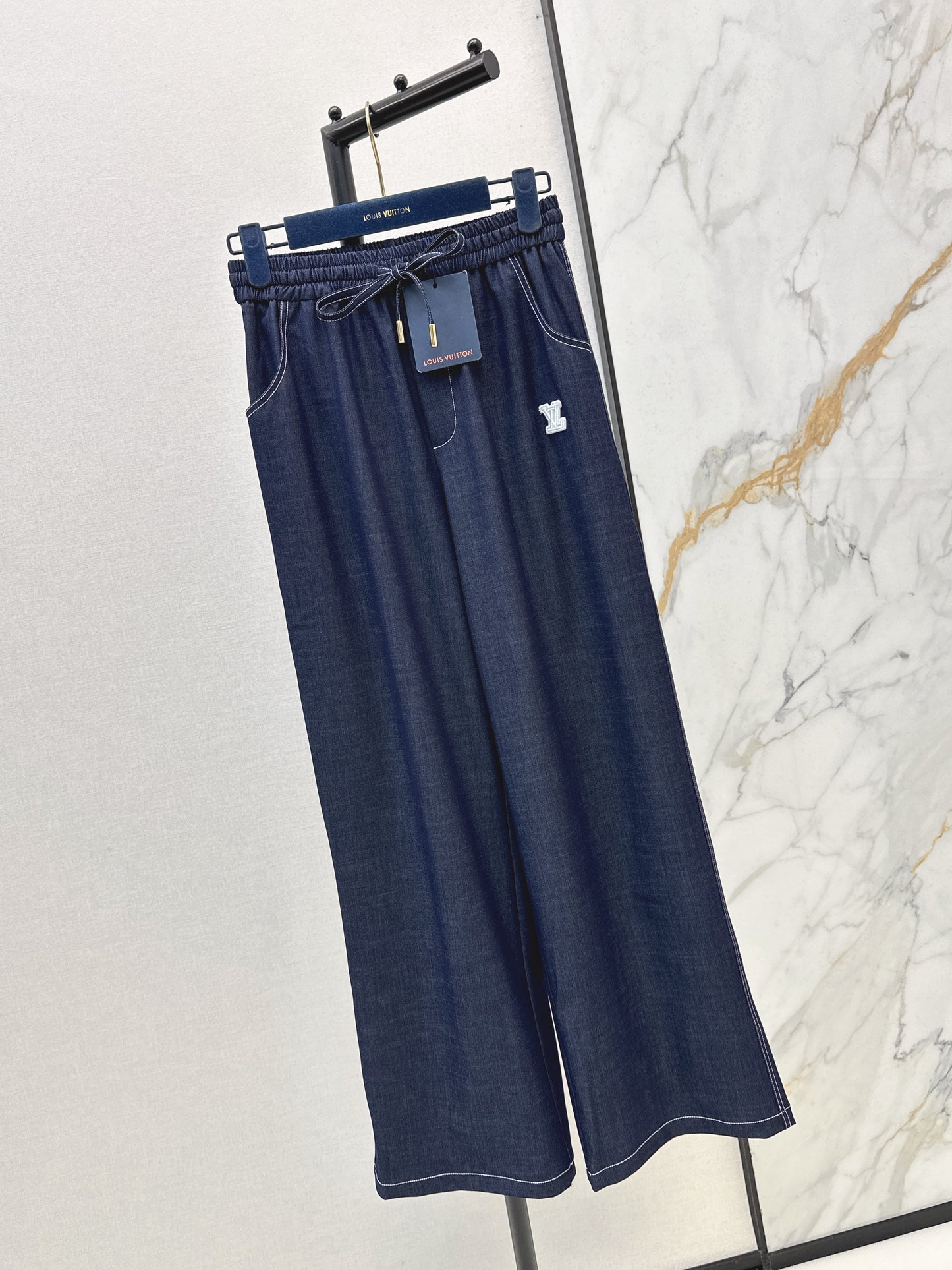 26ss Wide-leg, lightweight denim trousers