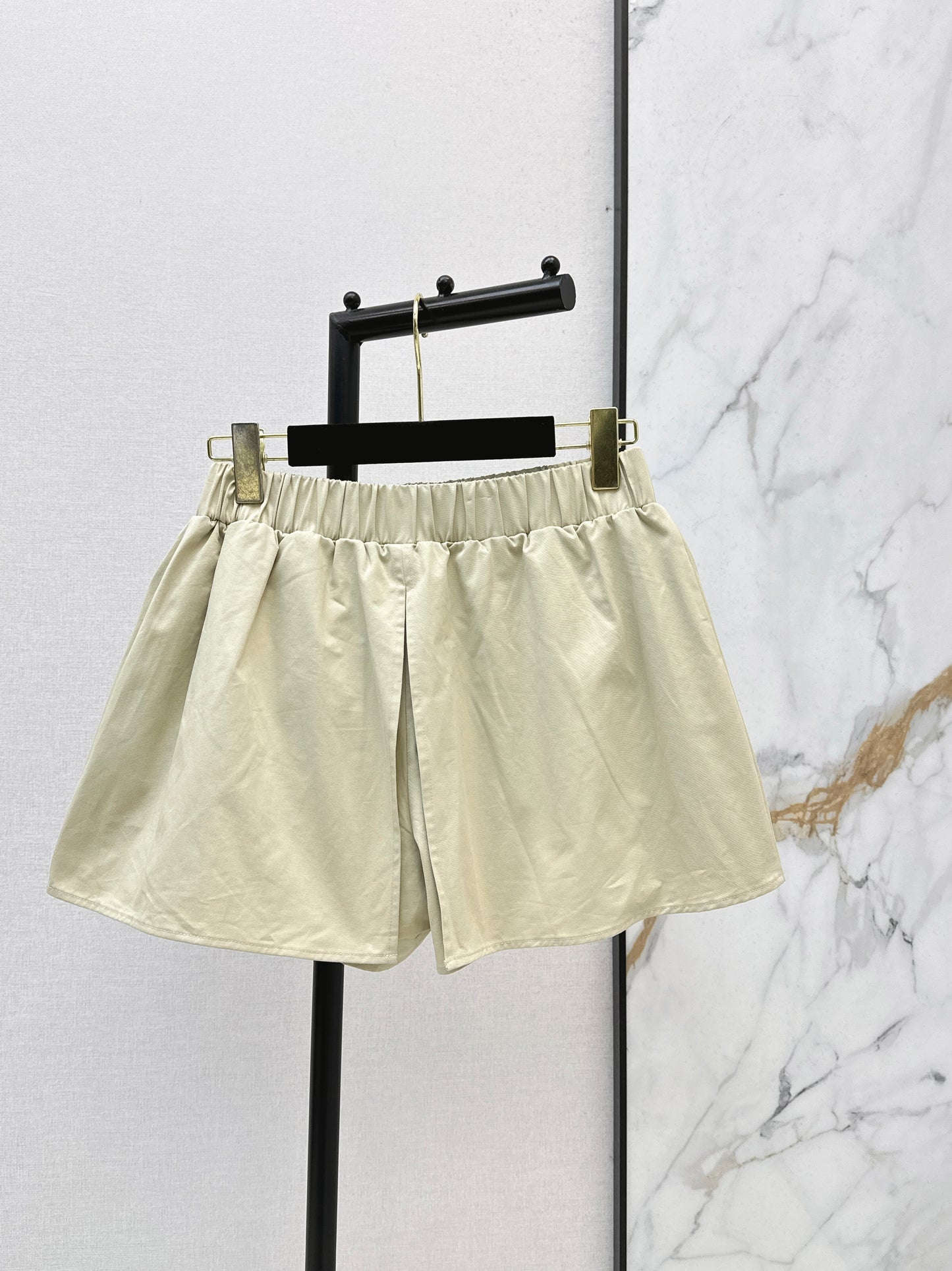 26ss Retro cargo-style culottes with large pockets