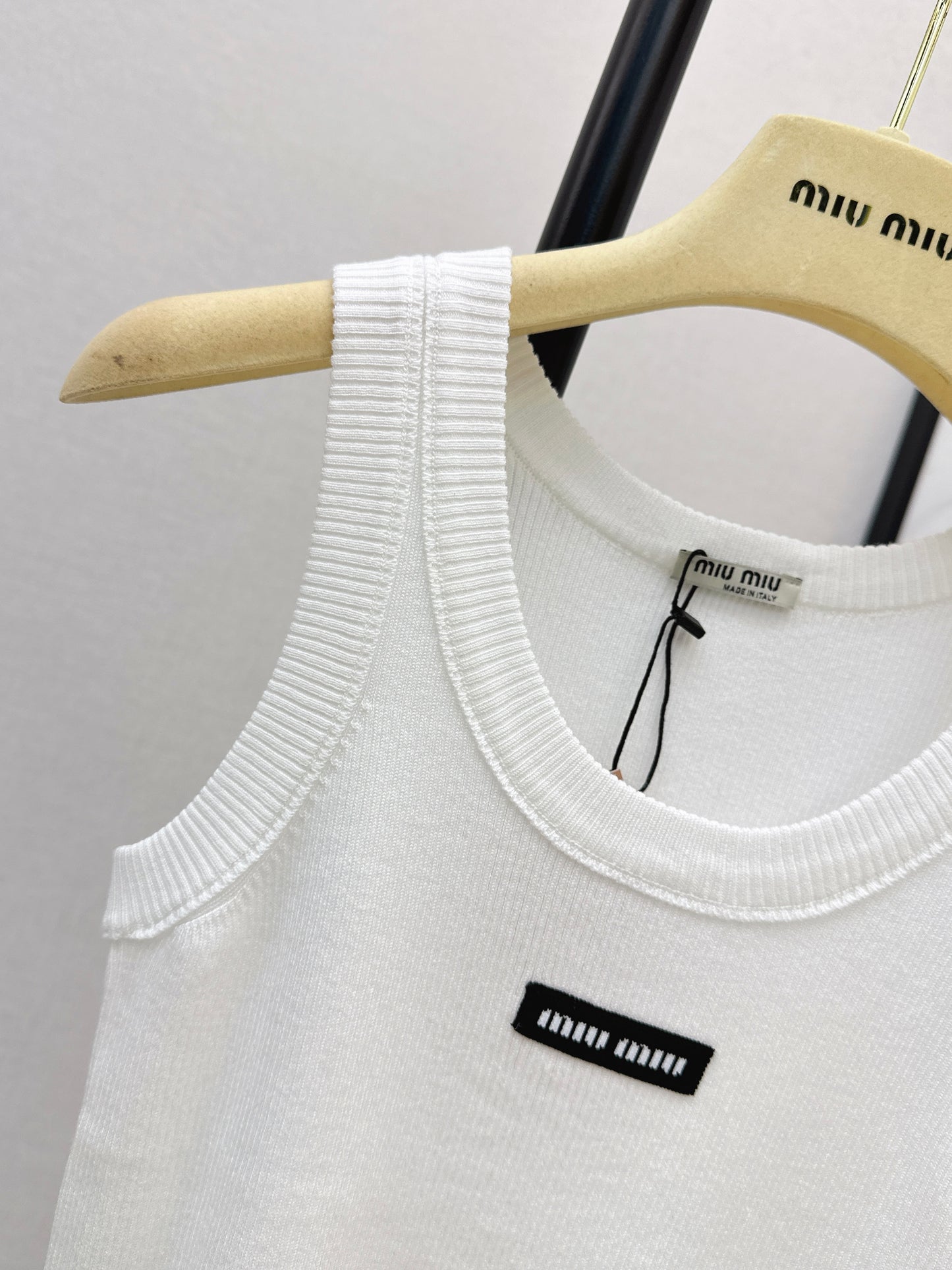 26ss Logo-embellished sleeveless vest