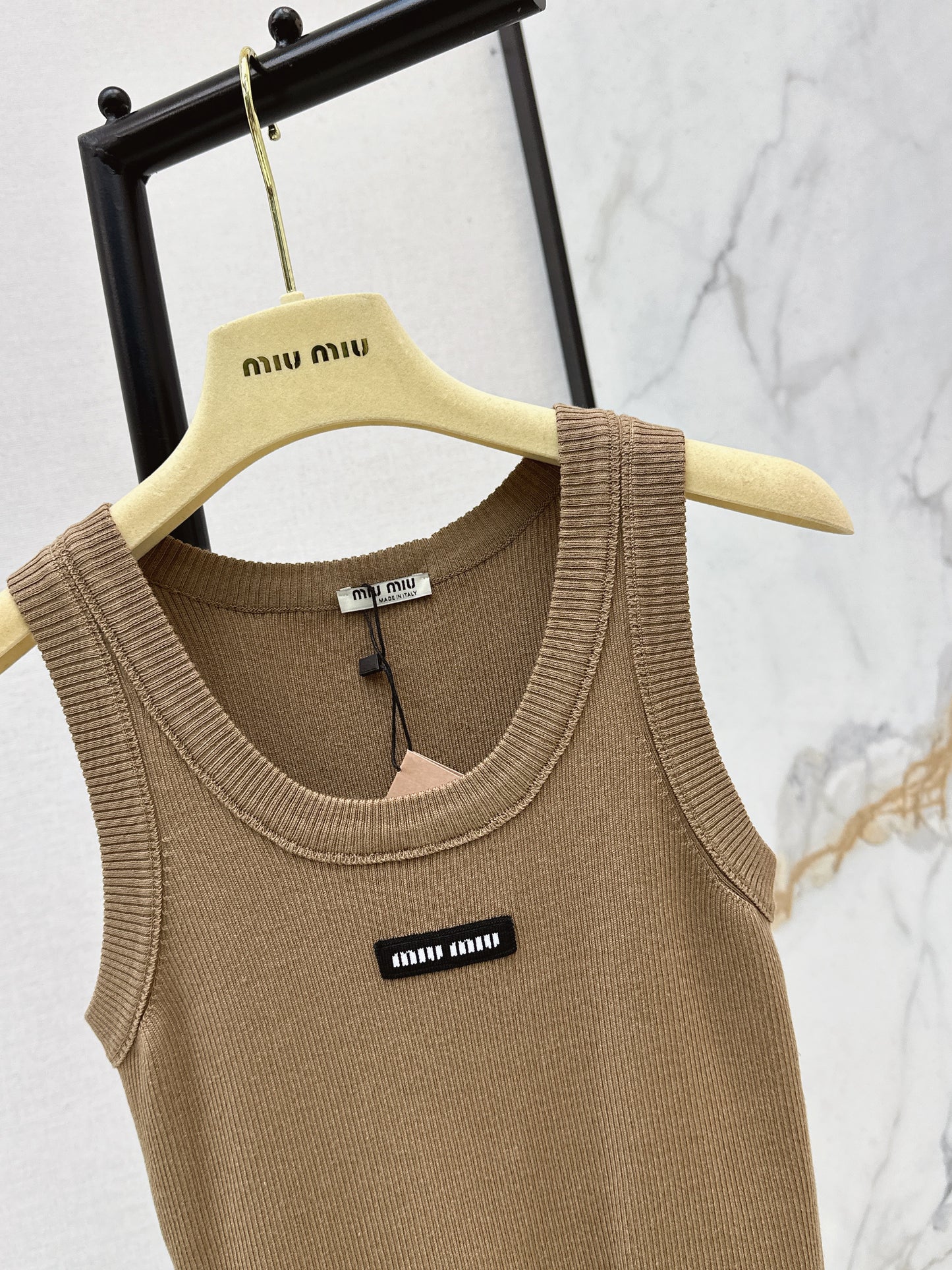 26ss Logo-embellished sleeveless vest