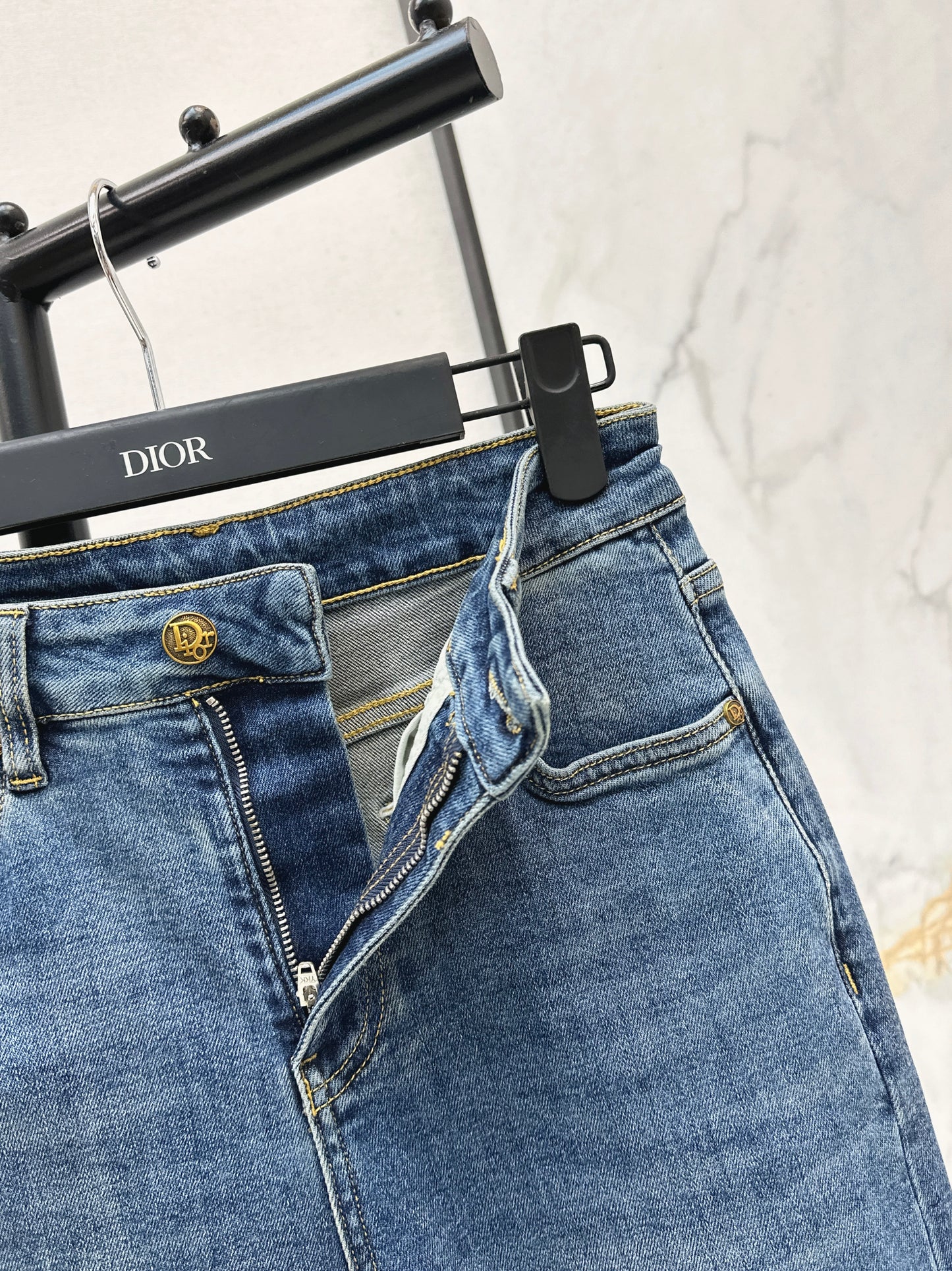 26ss Straight Leg Jeans