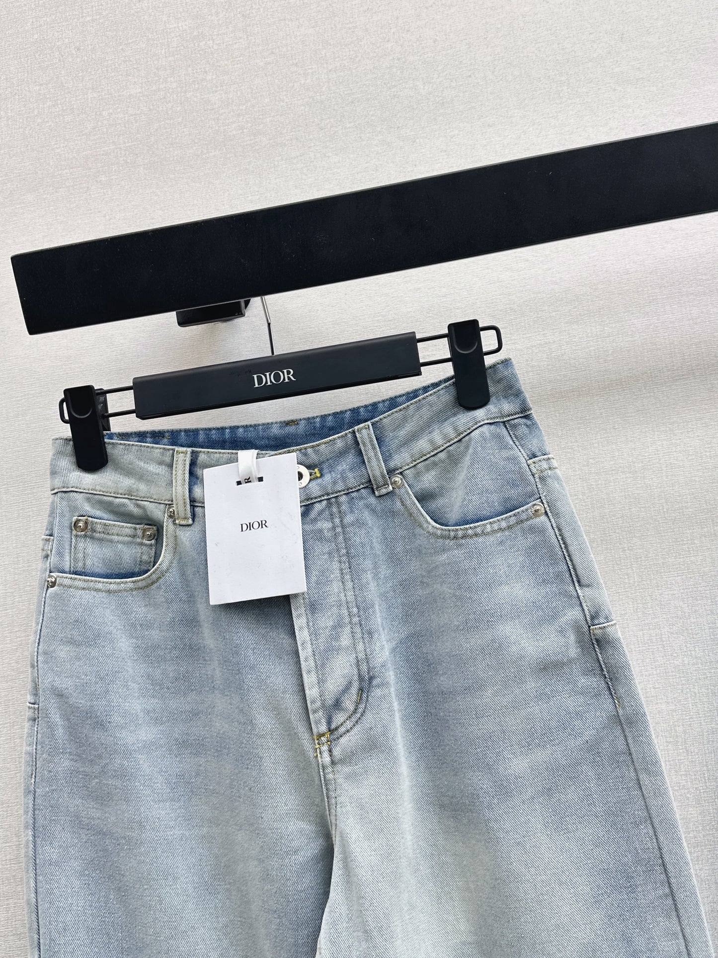 26ss Distressed Wash Ink White Denim Jeans