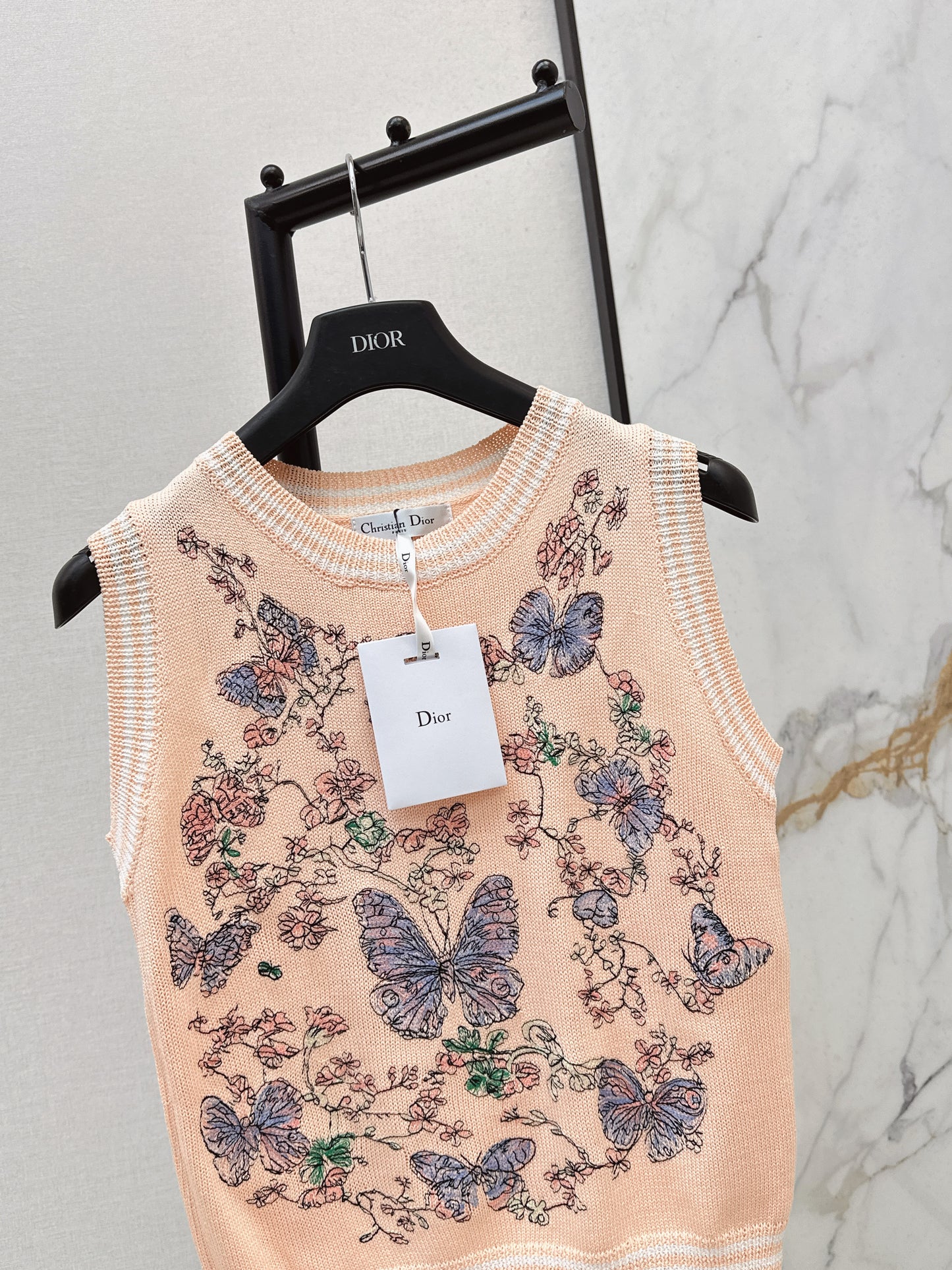 26ss Sleeveless Floral Pattern