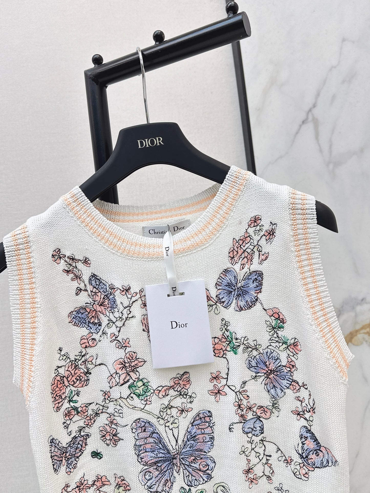 26ss Sleeveless Floral Pattern