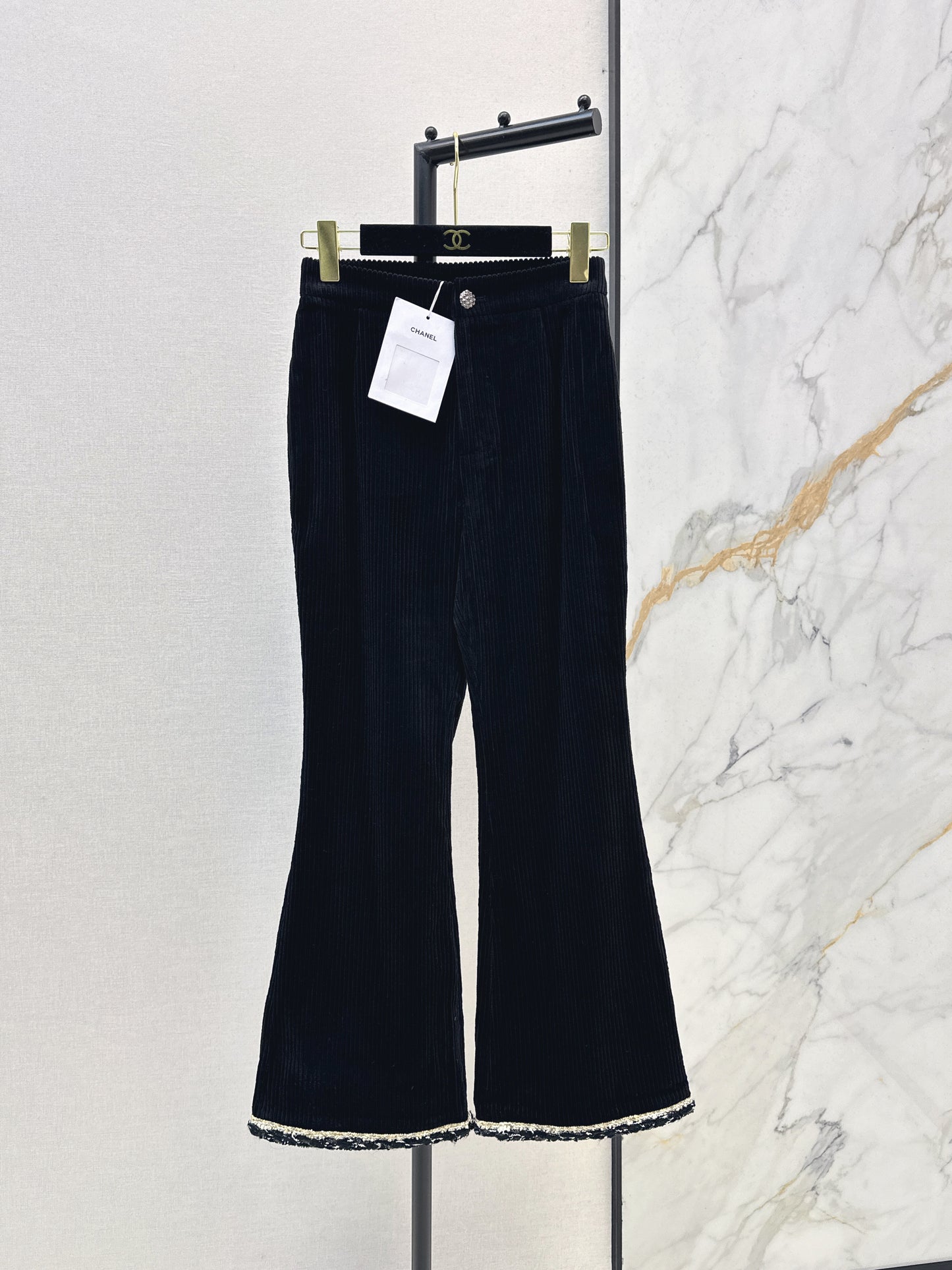 26ss Contrasting-tone trim flared pants