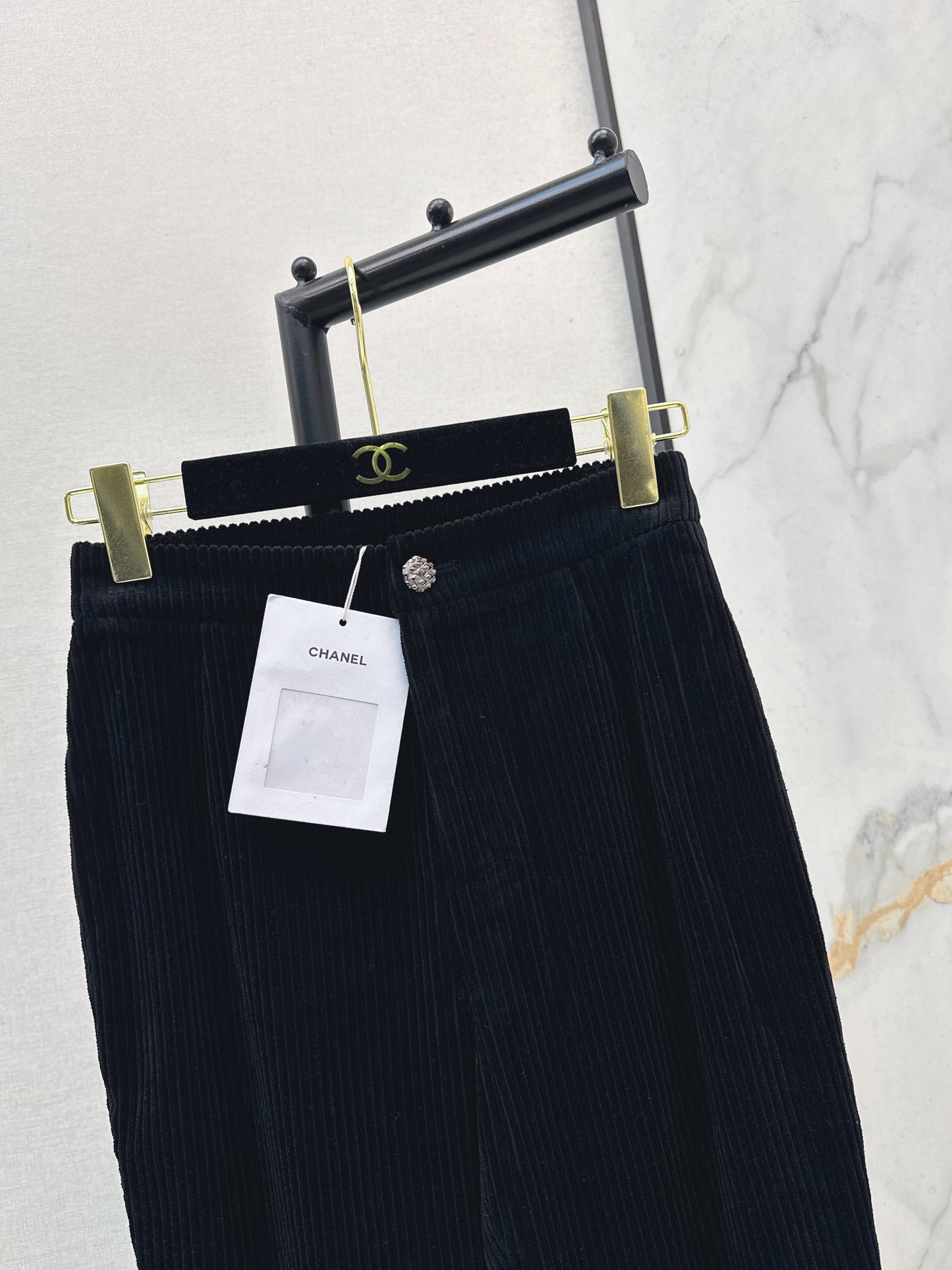 26ss Contrasting-tone trim flared pants