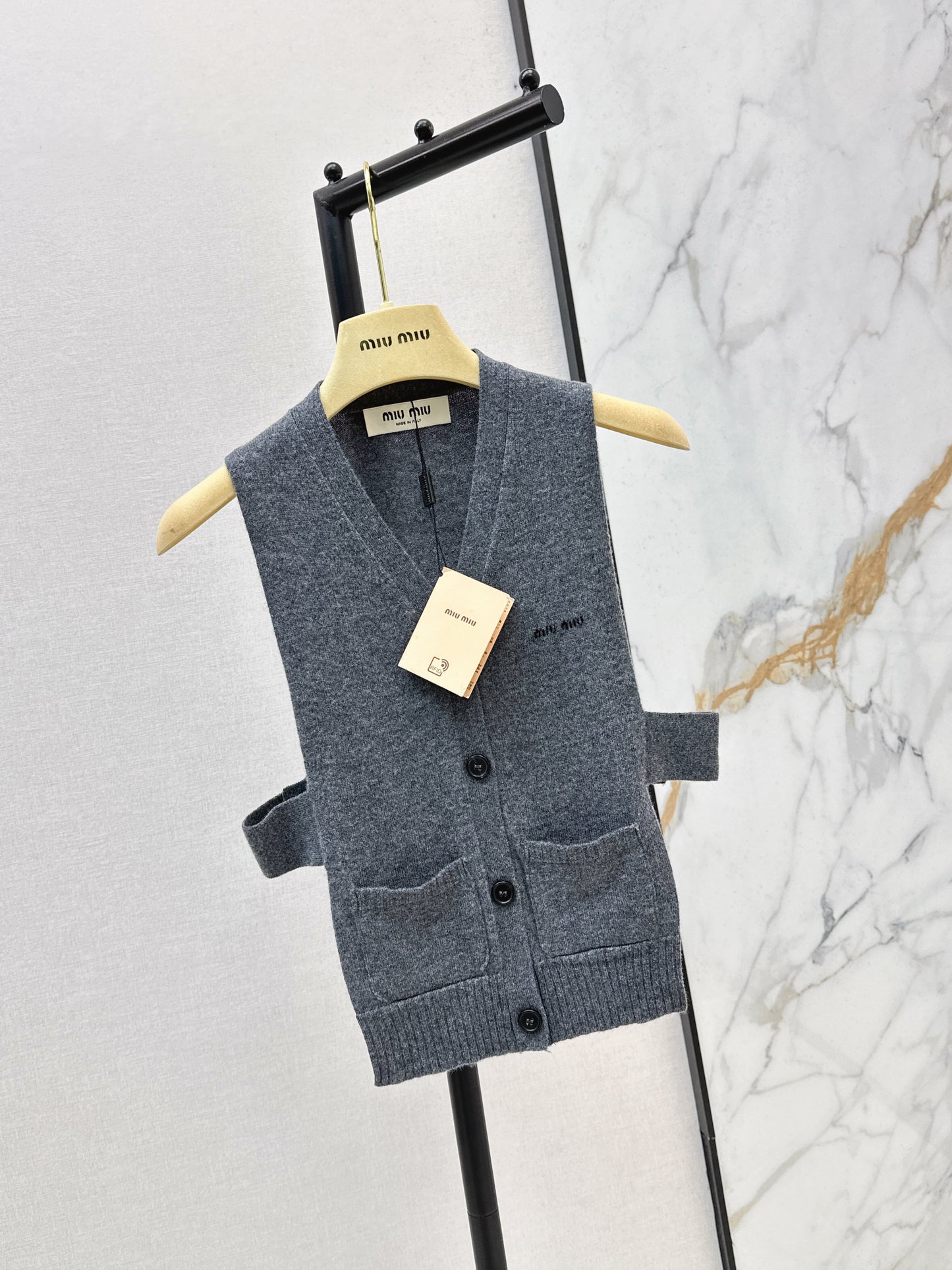26ss Cashmere Vest
