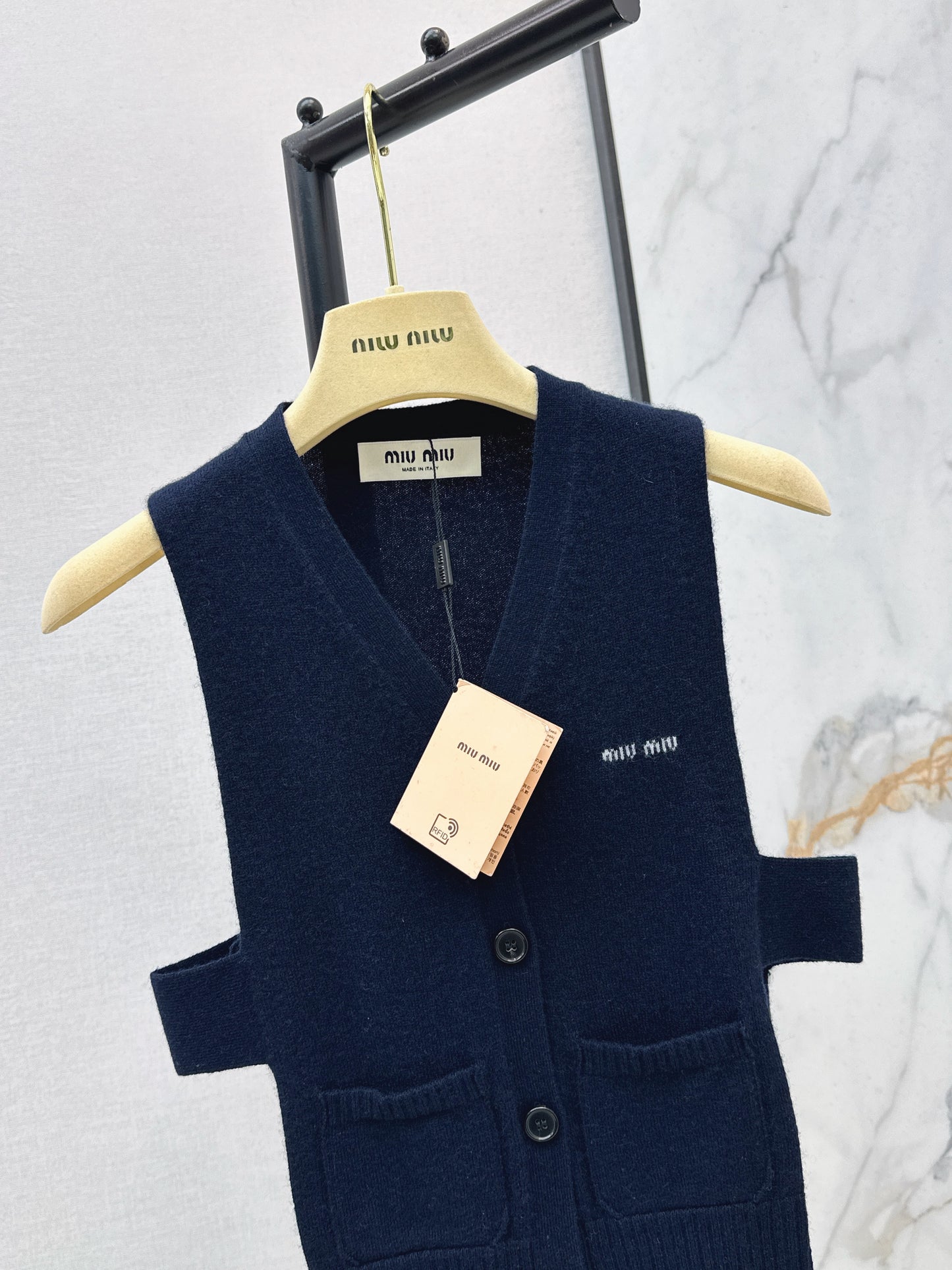 26ss Cashmere Vest