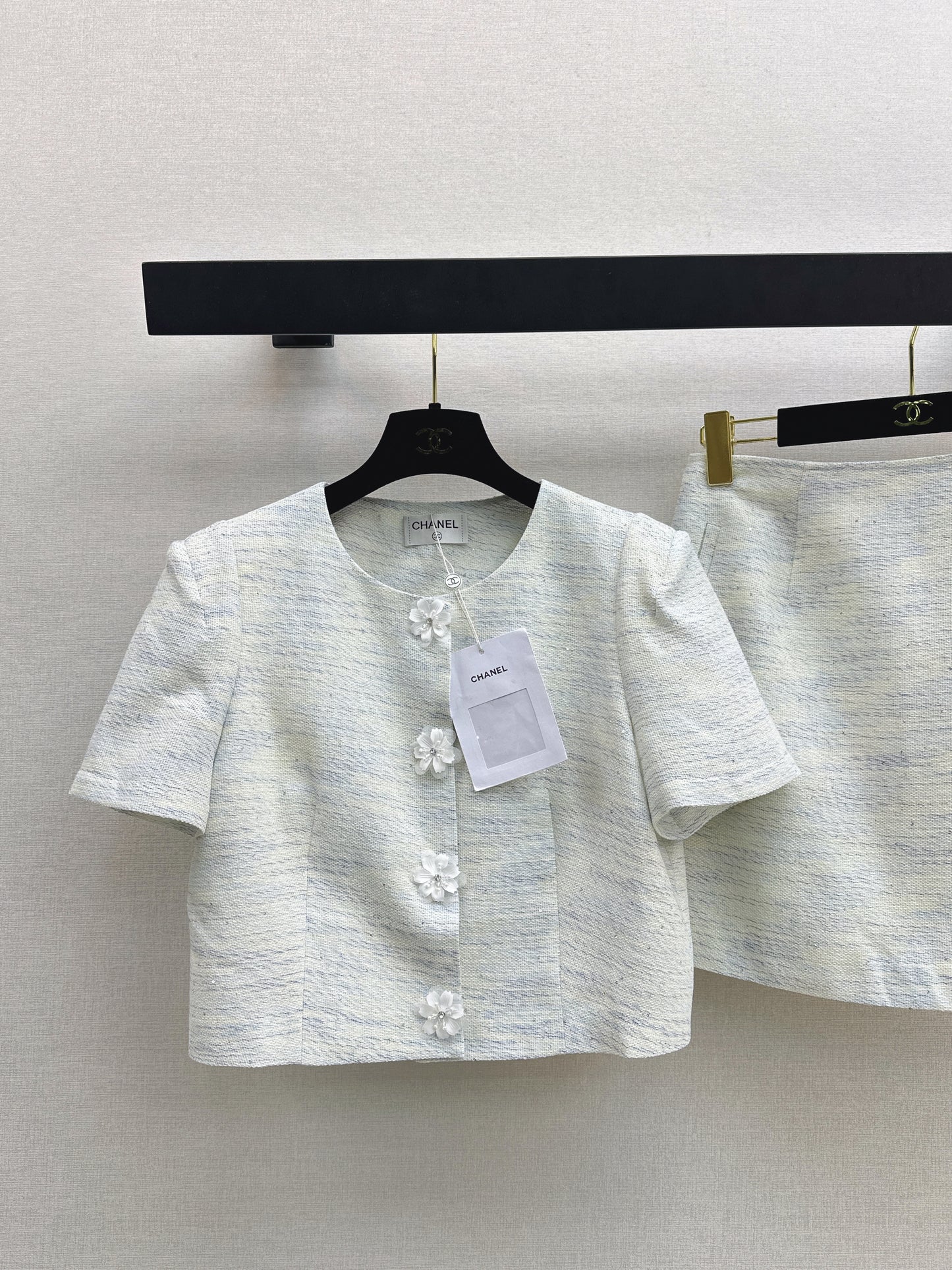 26ss Youthful-looking matching set