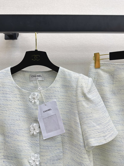 26ss Youthful-looking matching set