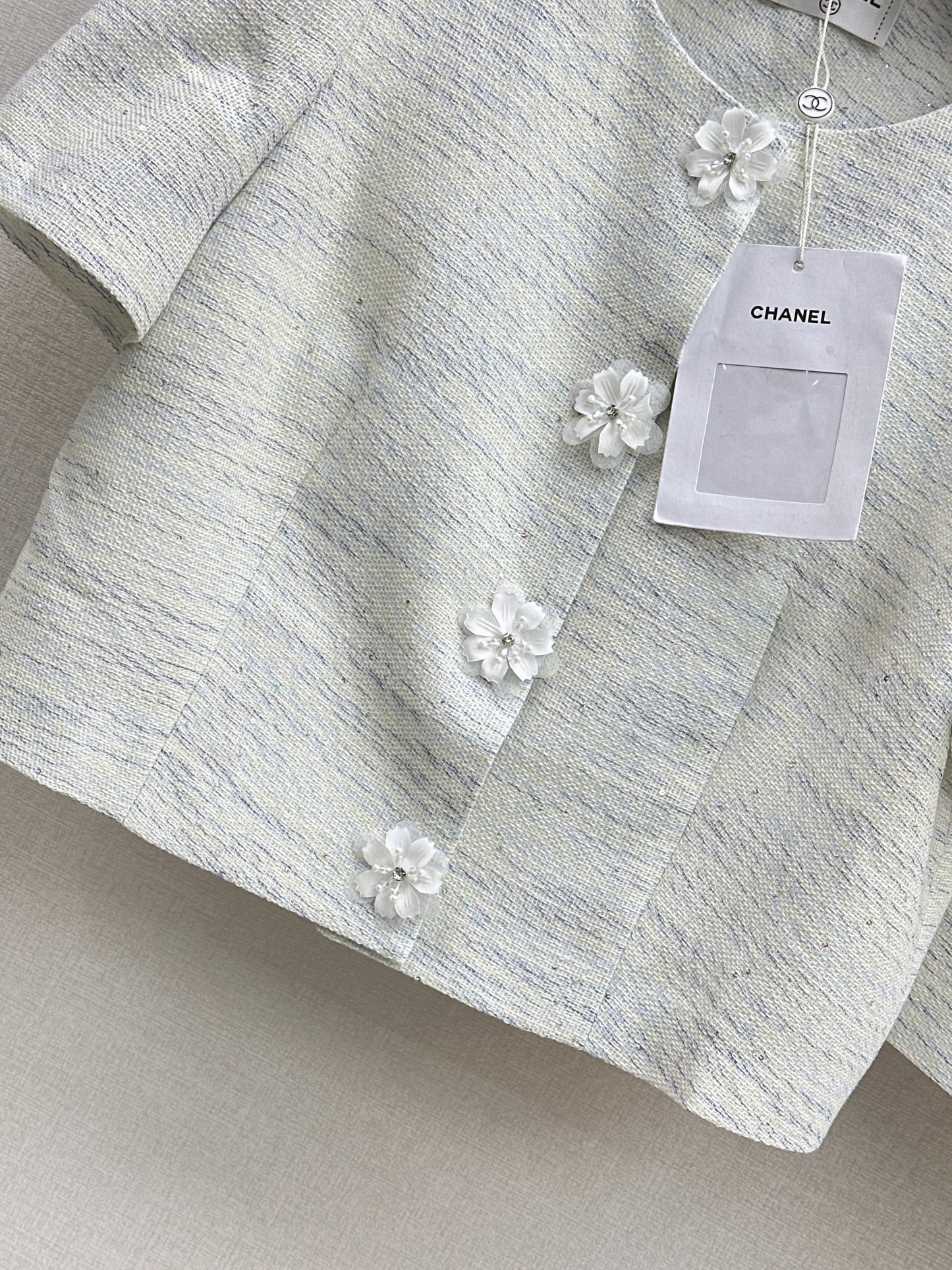 26ss Youthful-looking matching set