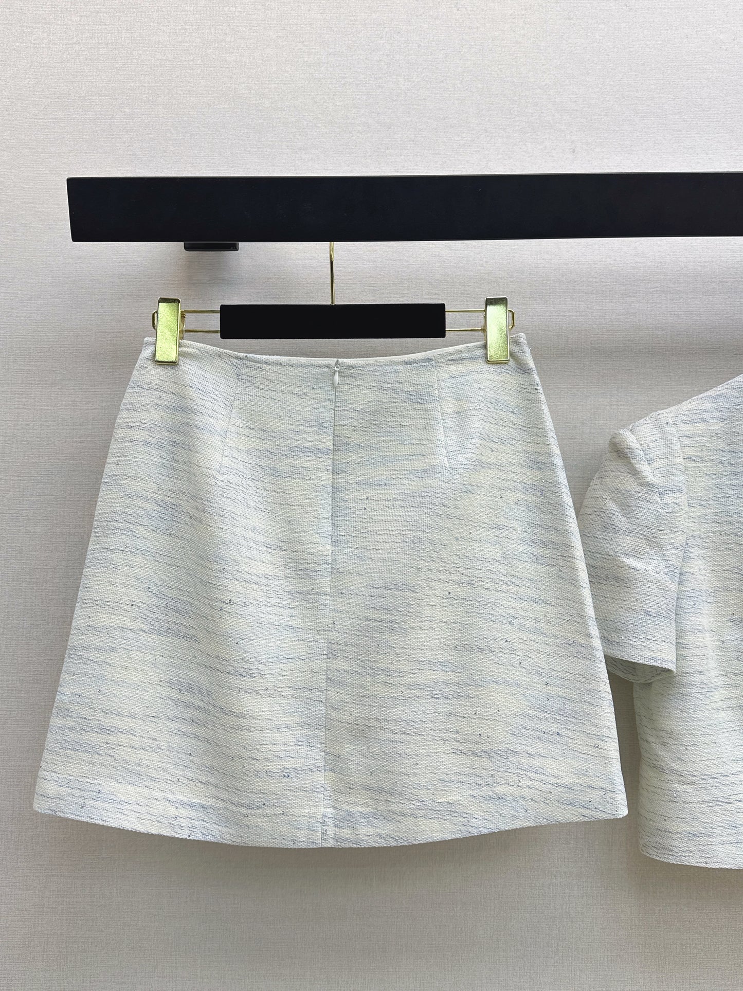 26ss Youthful-looking matching set