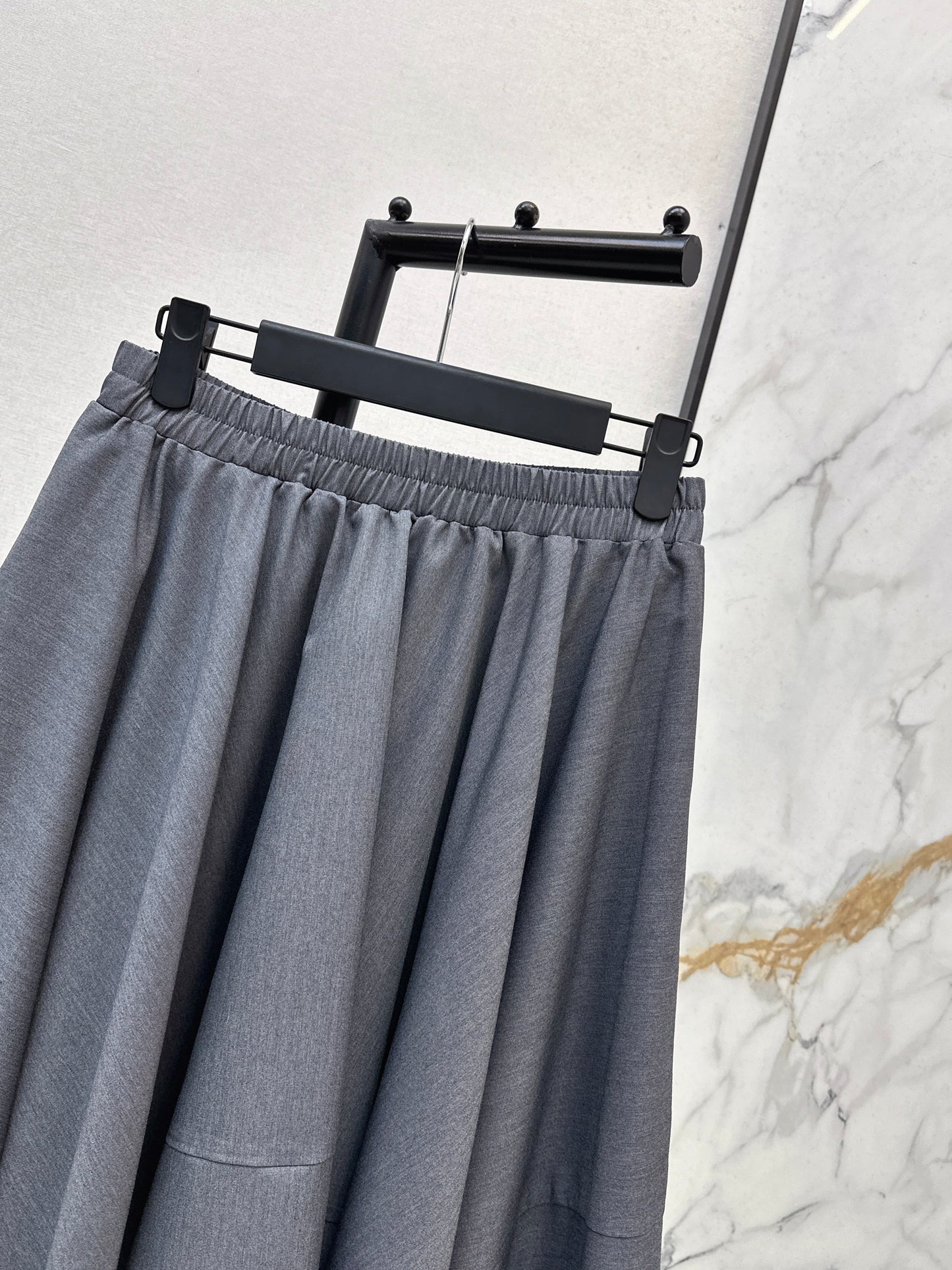 26ss Asymmetrical Skirt