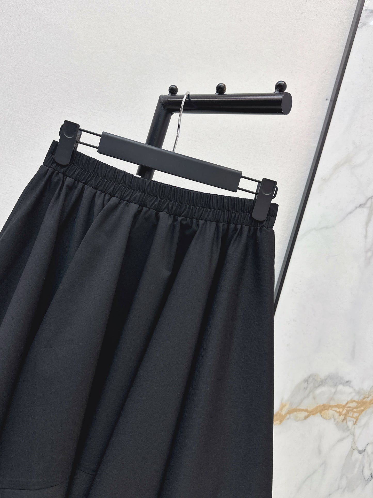 26ss Asymmetrical Skirt