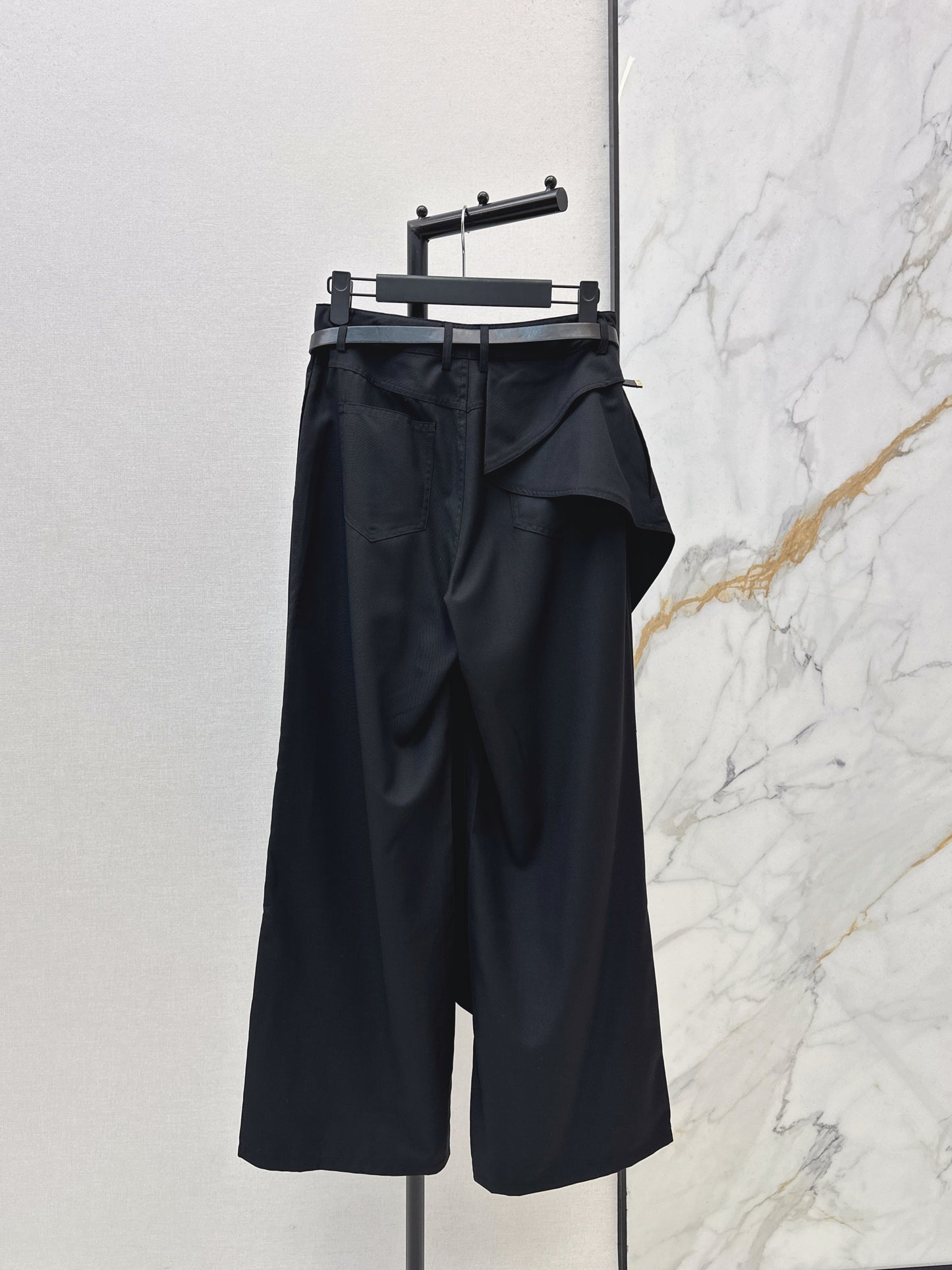 26ss Wide-Leg Trousers with Belt Detail