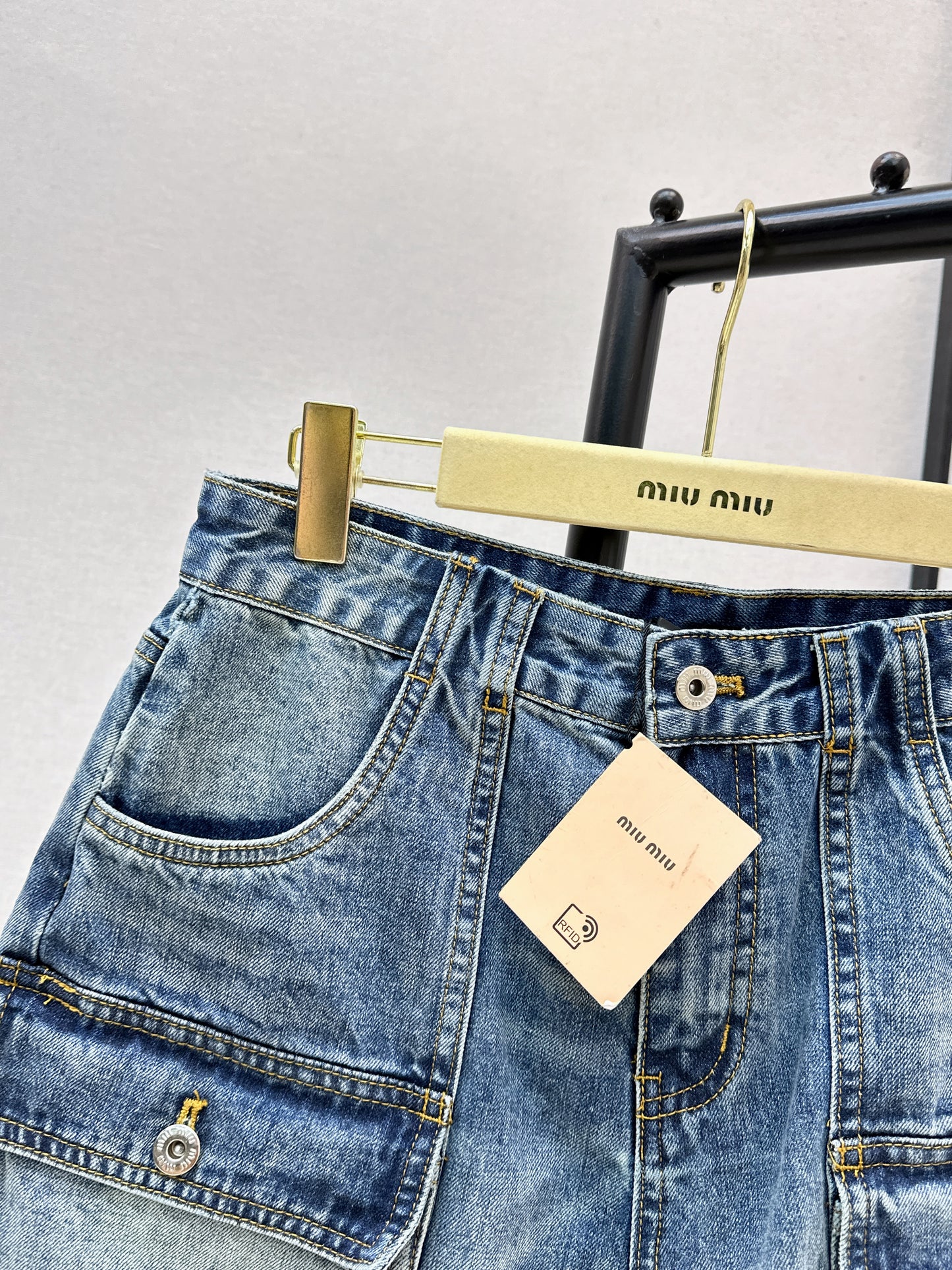 26ss Cargo-Style Denim Shorts