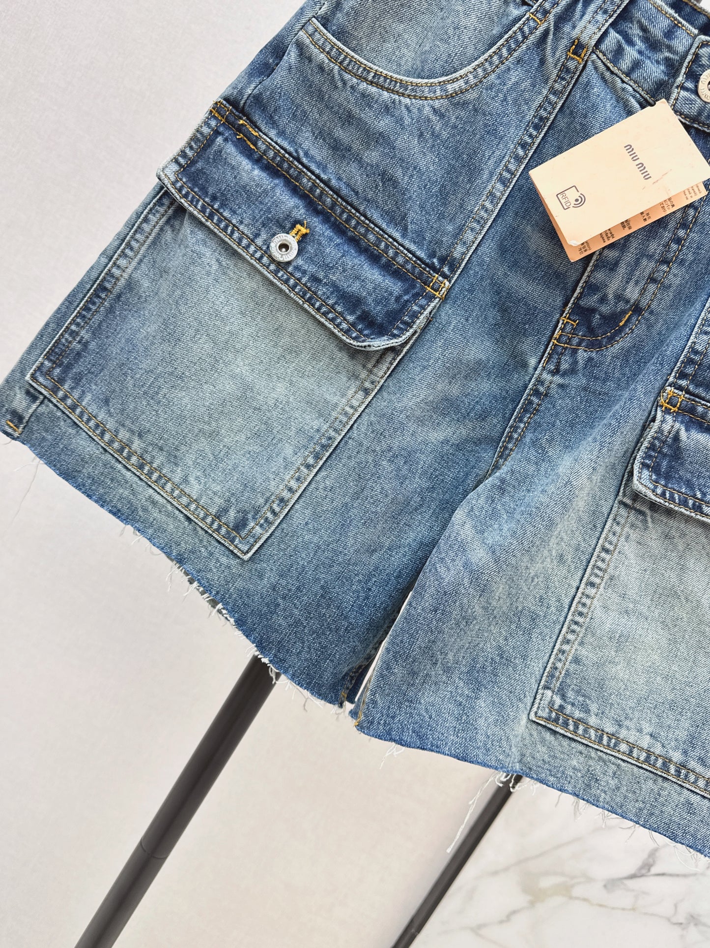 26ss Cargo-Style Denim Shorts