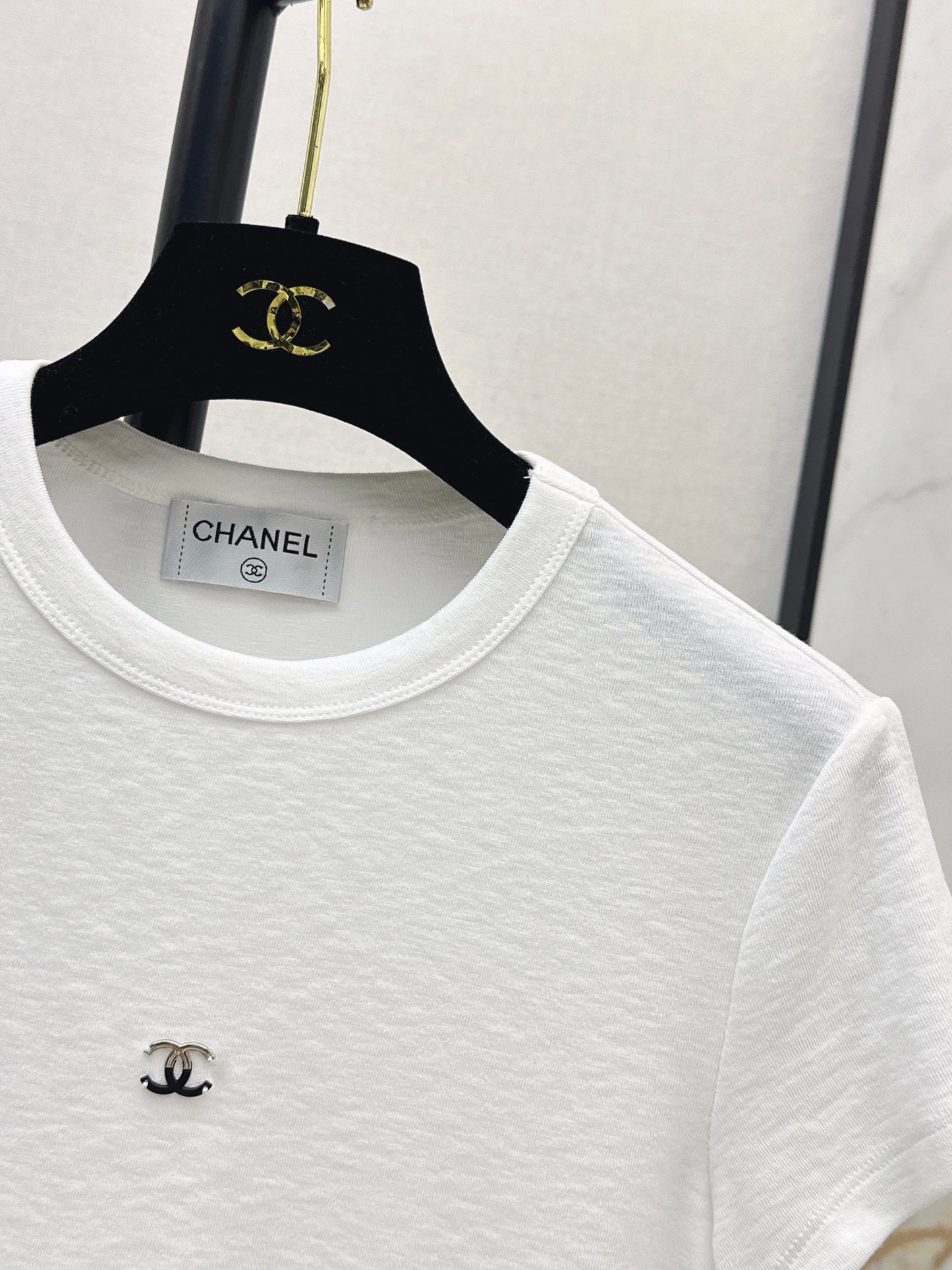 26ss Slim Fit T-Shirt with Metal Logo