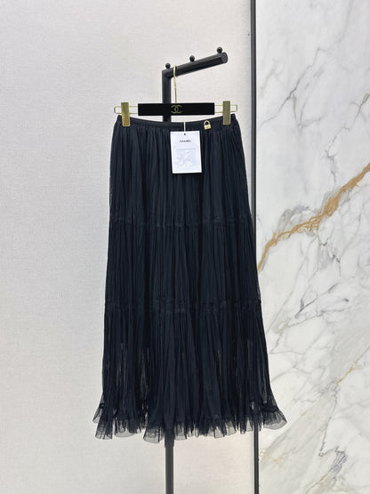 26ss A flowing, tulle-trimmed midi skirt